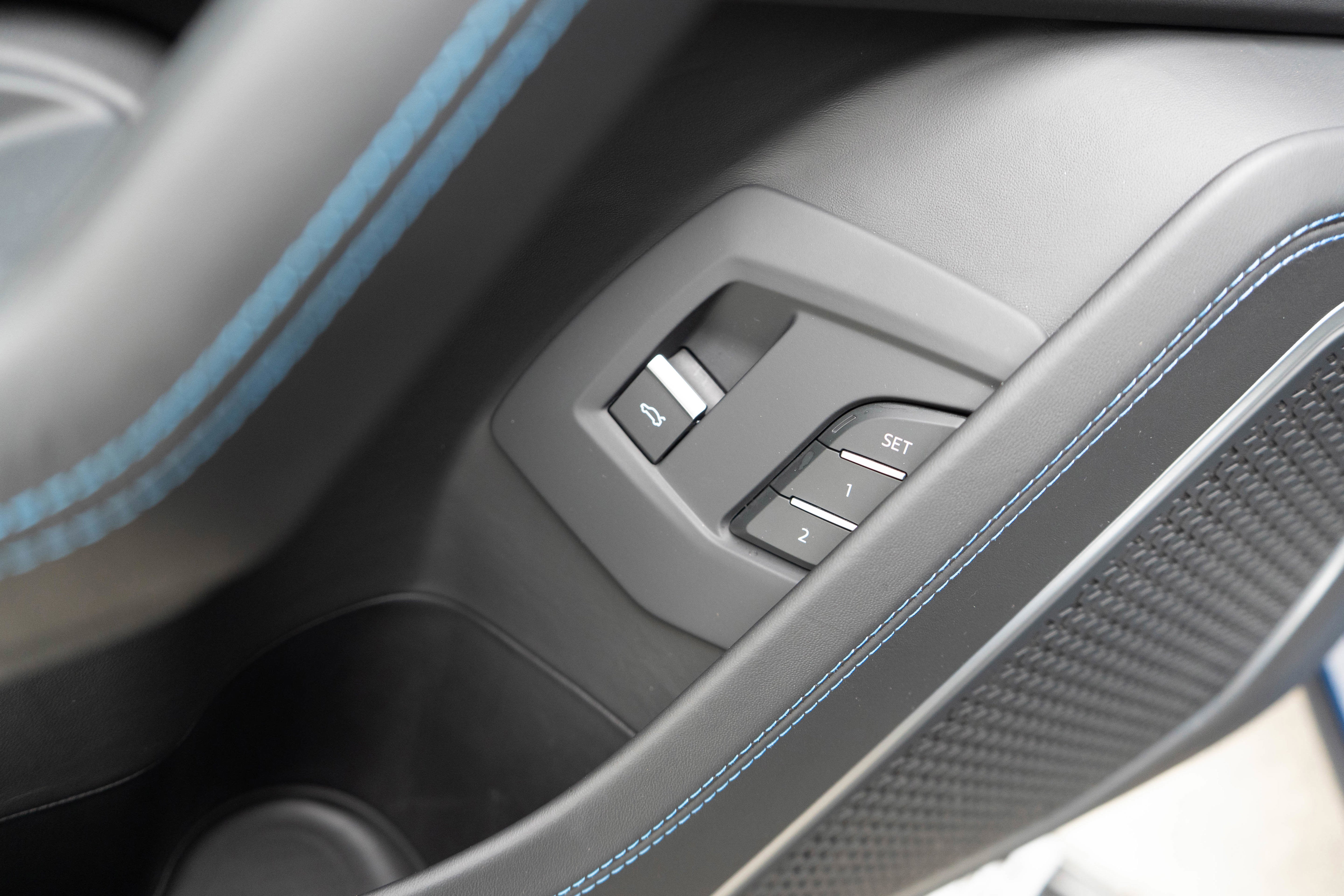 2021 Lamborghini Urus AWD