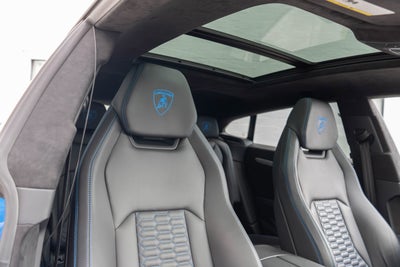 2021 Lamborghini Urus AWD