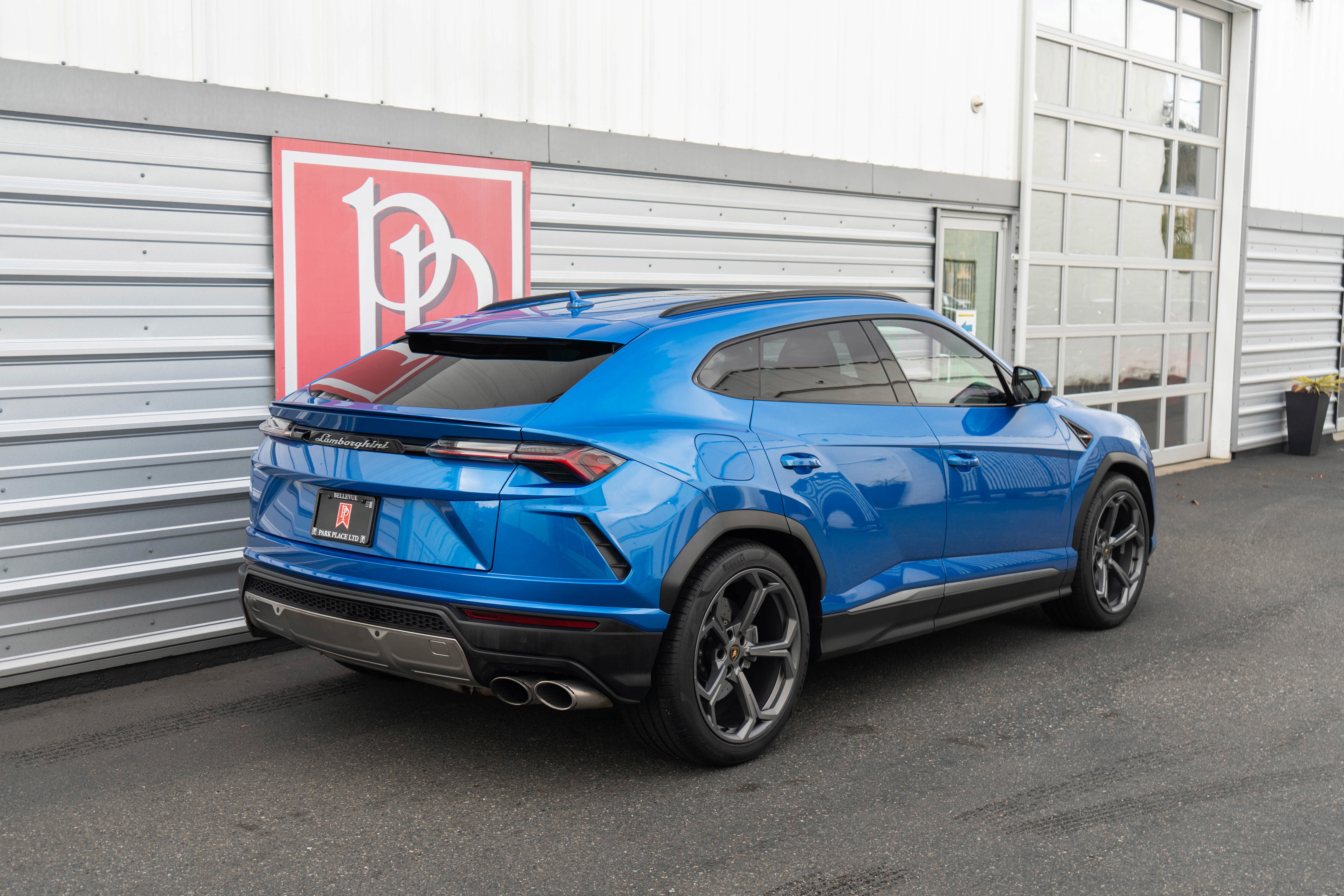 2021 Lamborghini Urus AWD