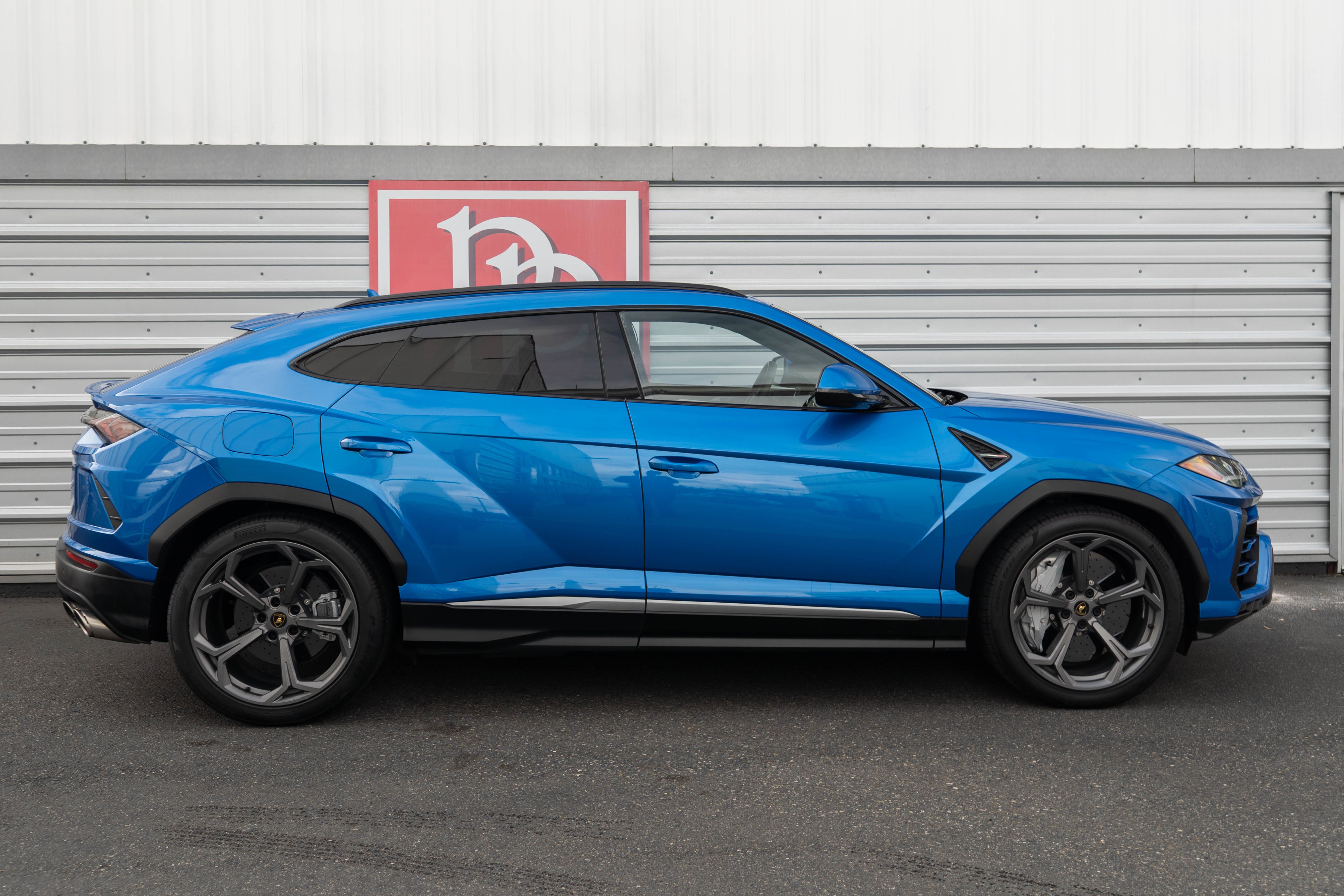 2021 Lamborghini Urus AWD