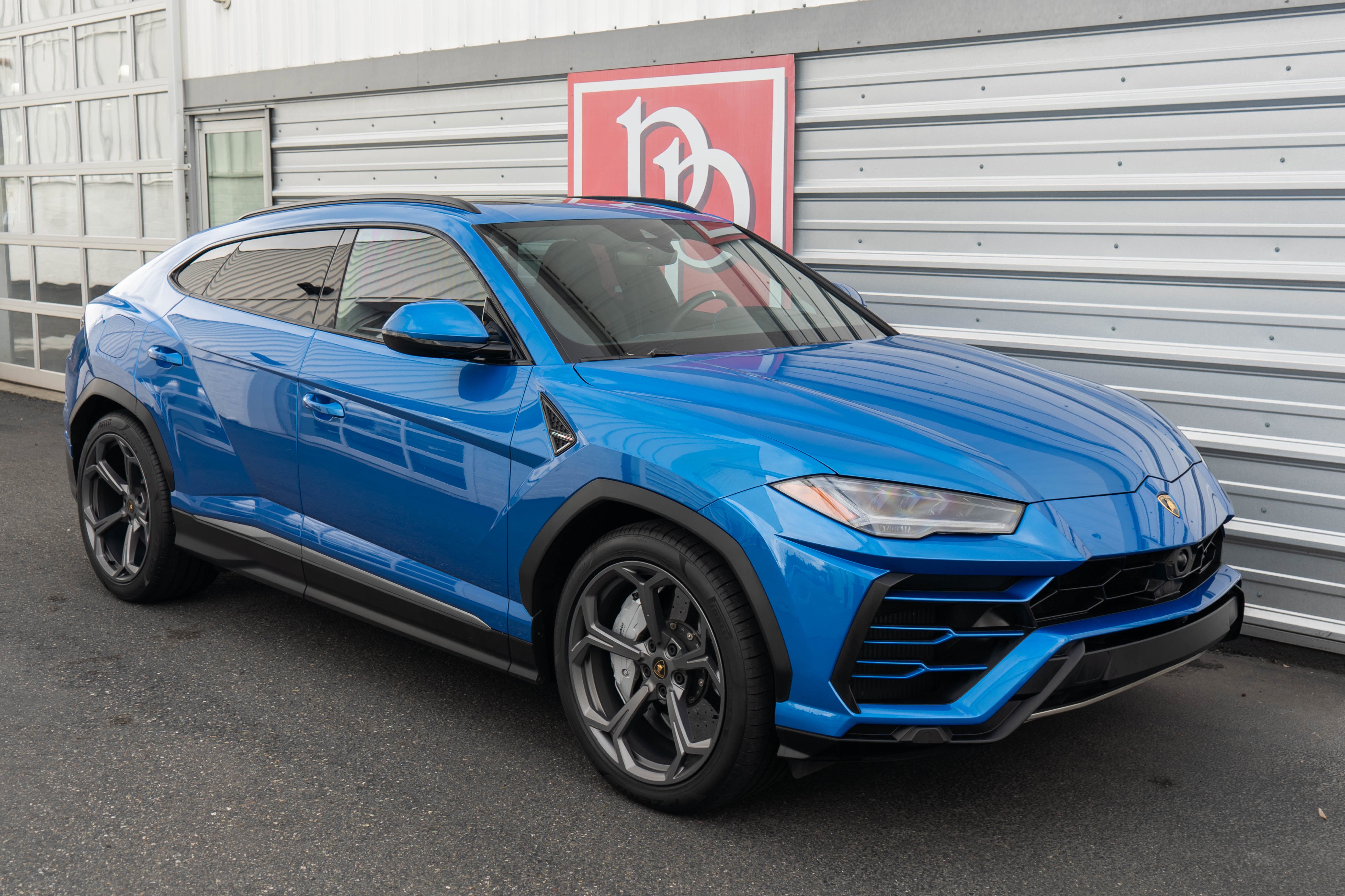 2021 Lamborghini Urus AWD