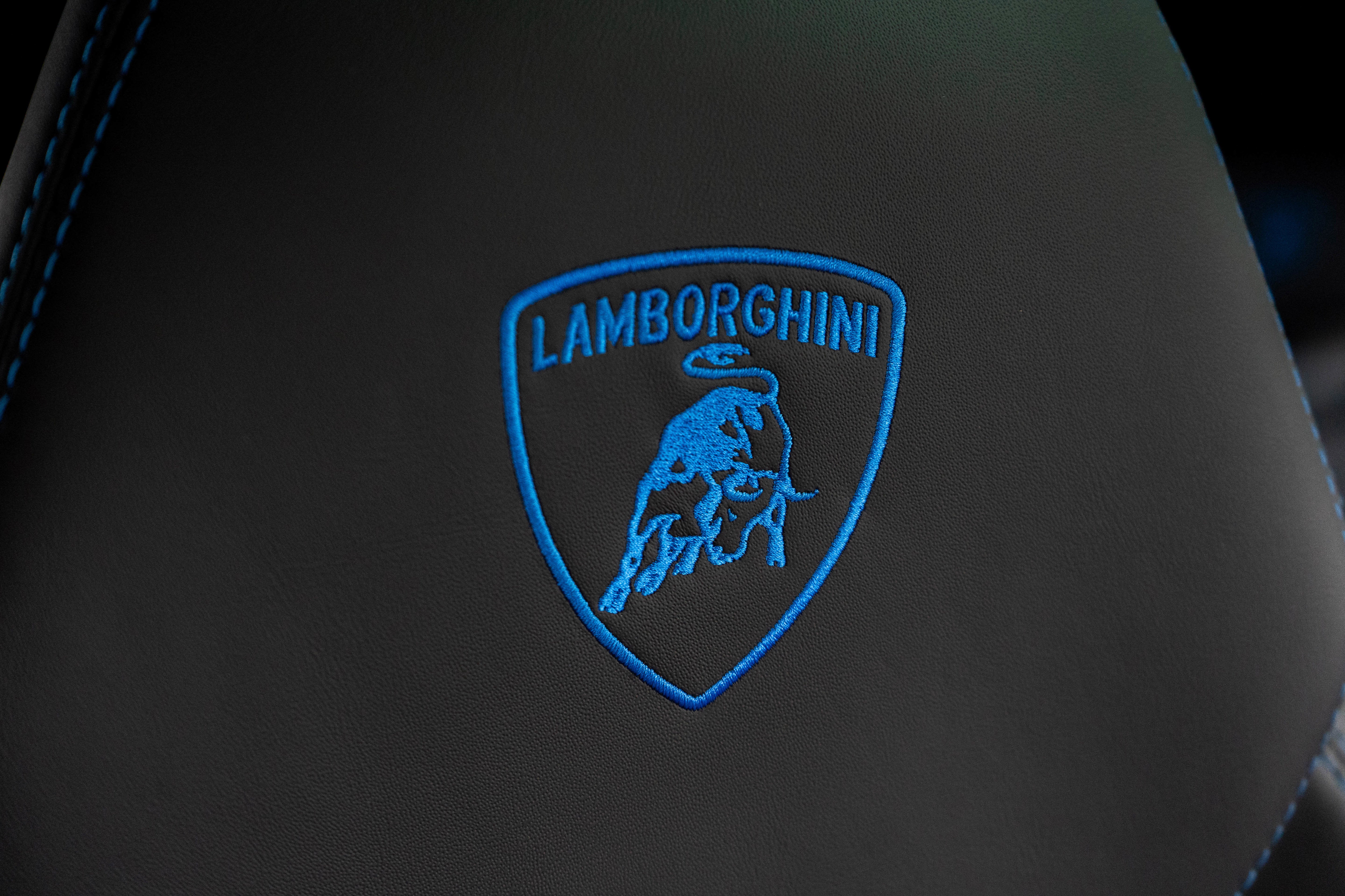 2021 Lamborghini Urus AWD