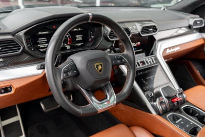 2022 Lamborghini Urus AWD