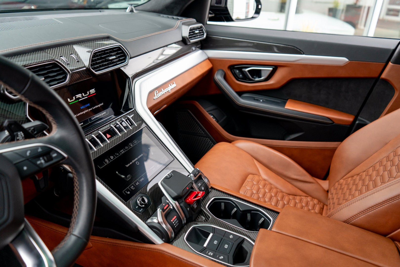 2022 Lamborghini Urus AWD
