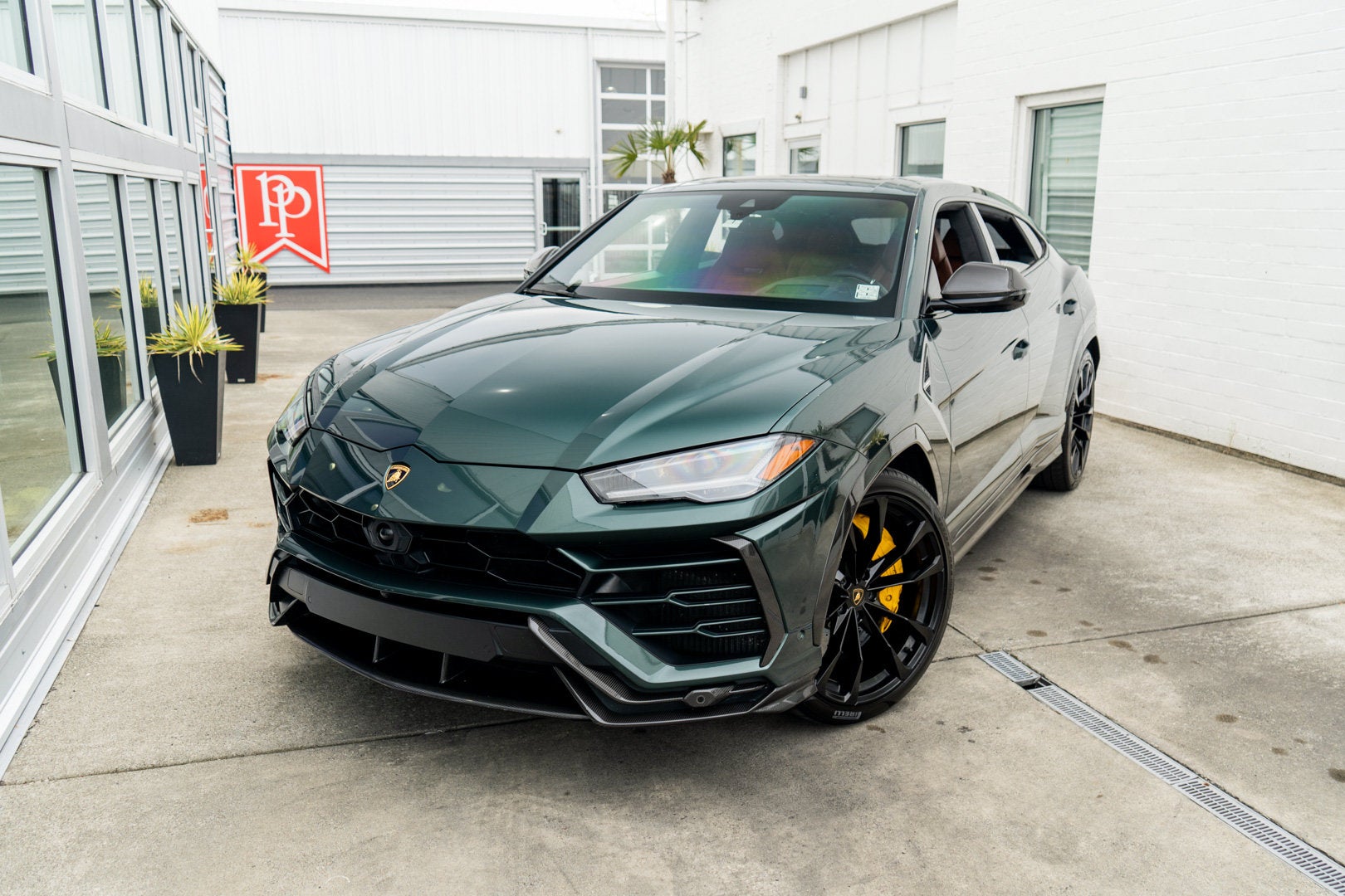2022 Lamborghini Urus AWD