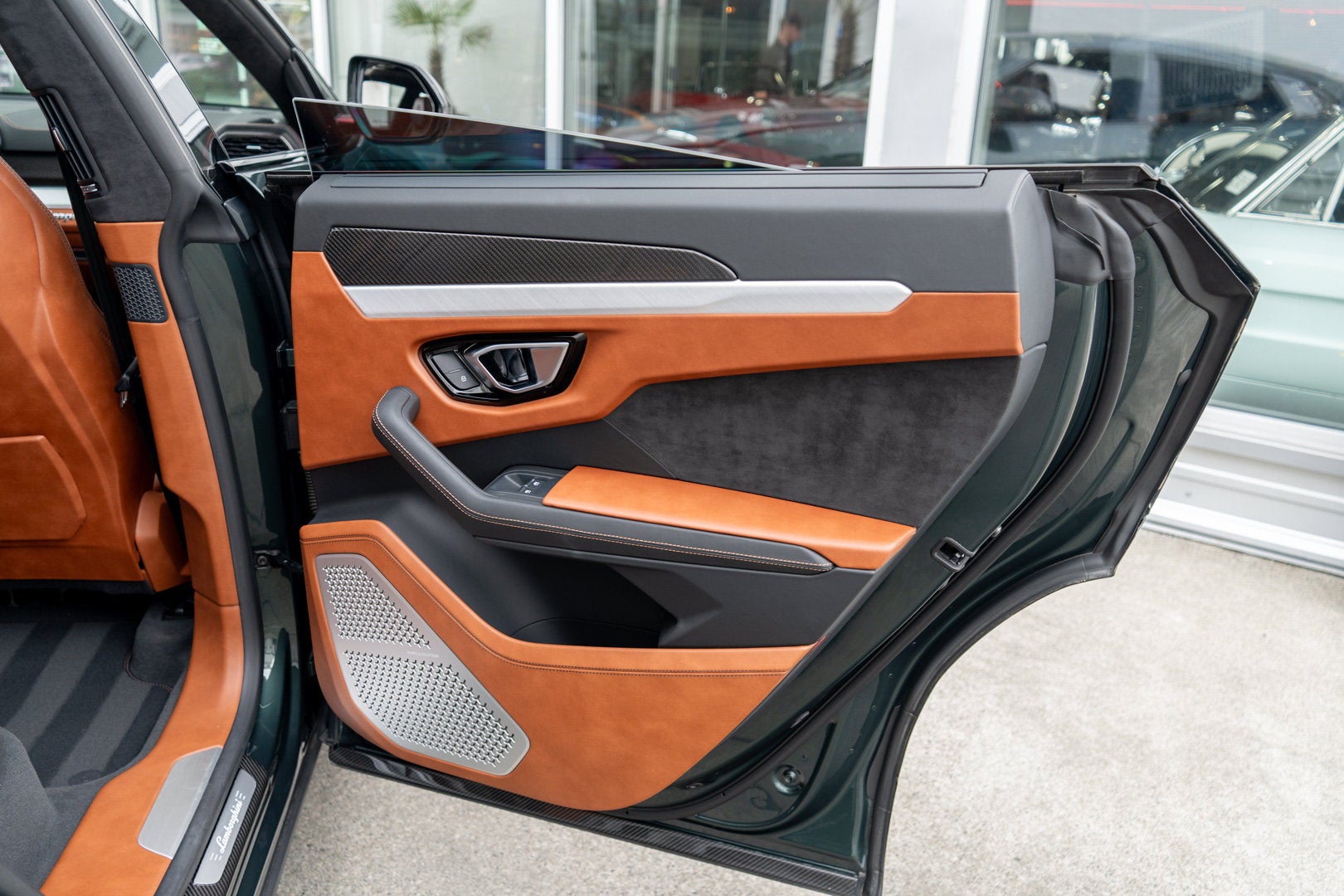 2022 Lamborghini Urus AWD