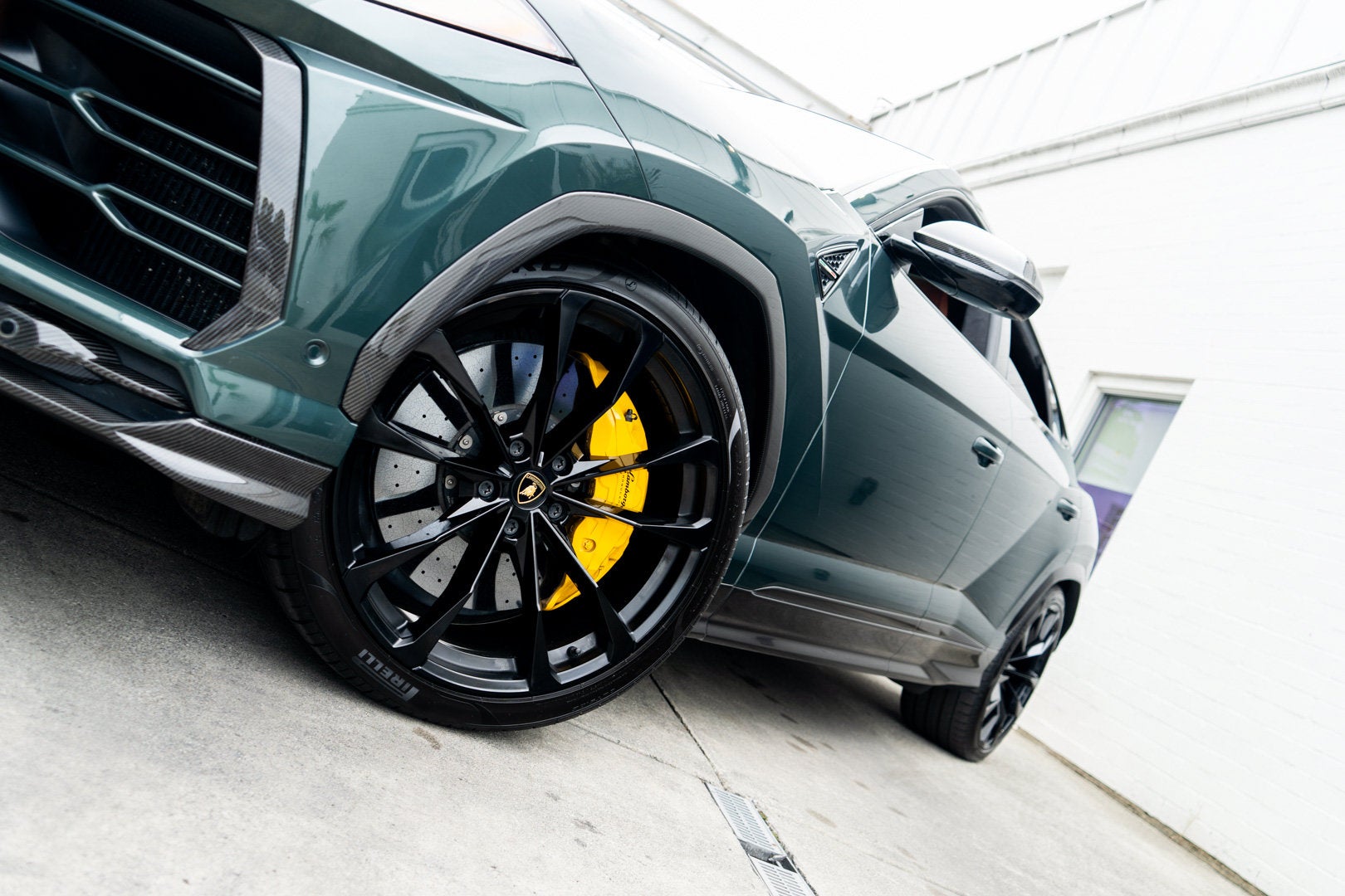 2022 Lamborghini Urus AWD