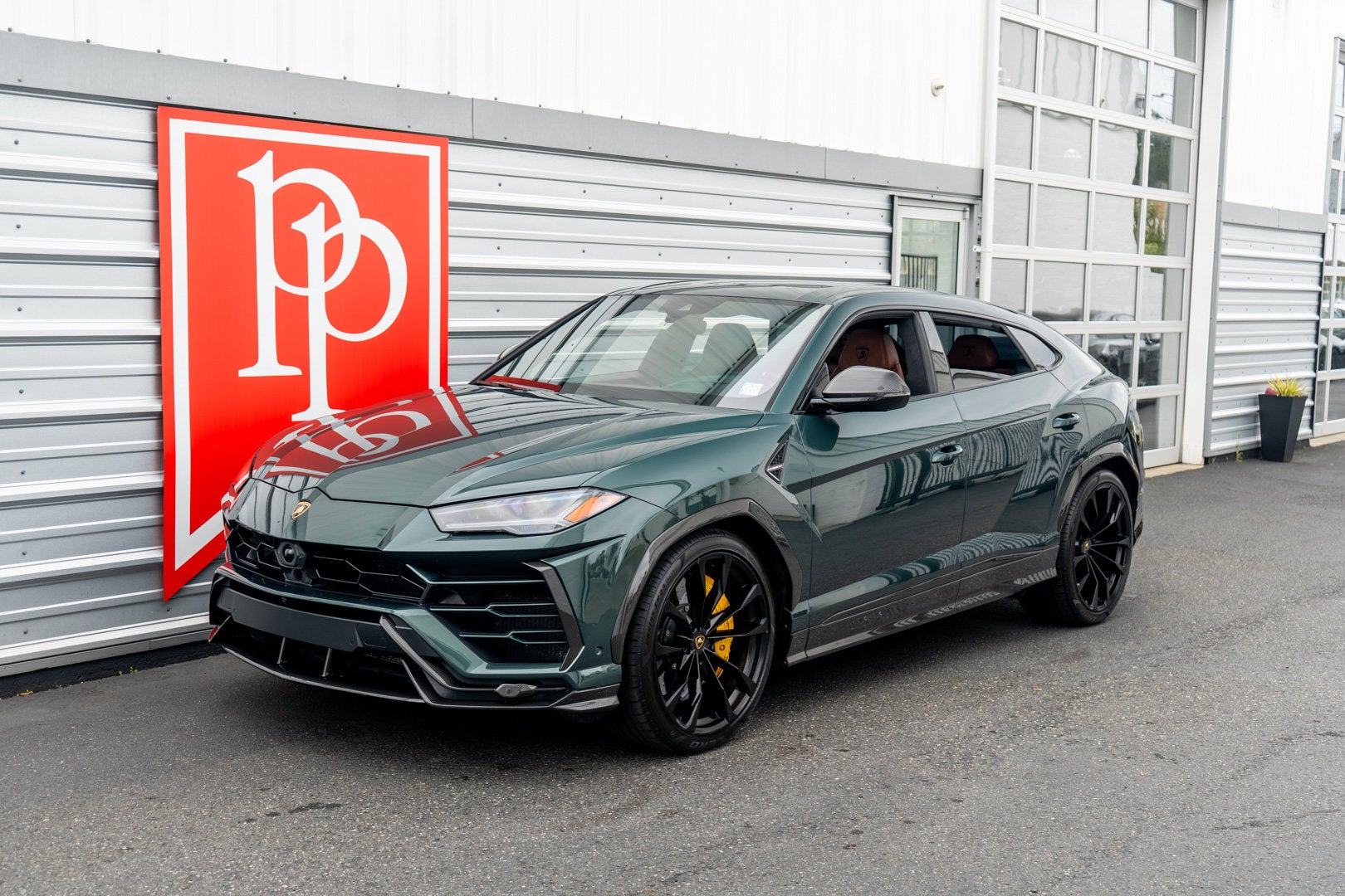 2022 Lamborghini Urus AWD