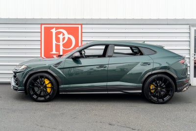 2022 Lamborghini Urus AWD