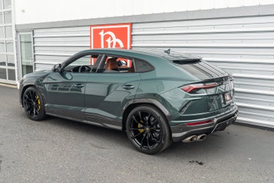 2022 Lamborghini Urus AWD