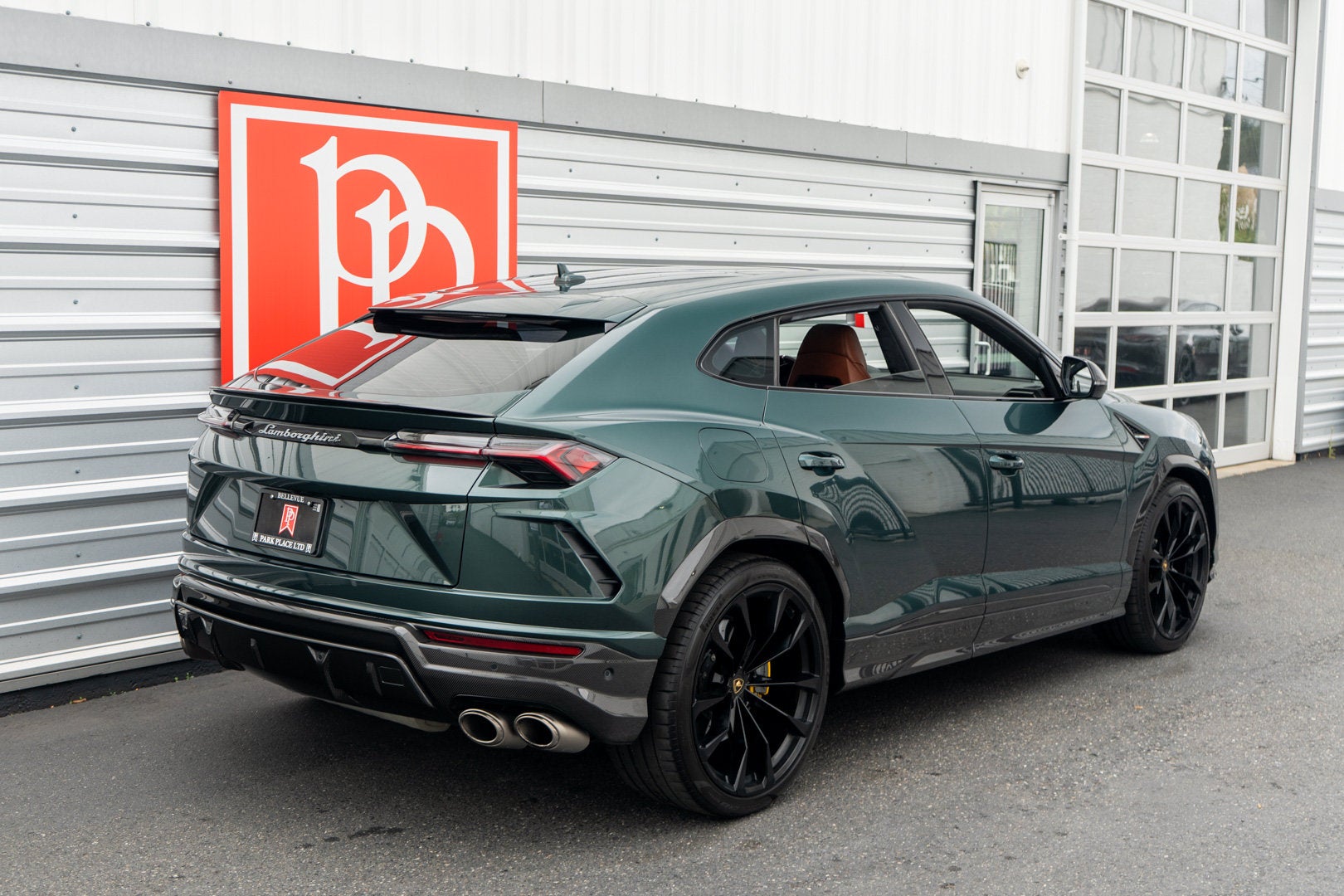 2022 Lamborghini Urus AWD