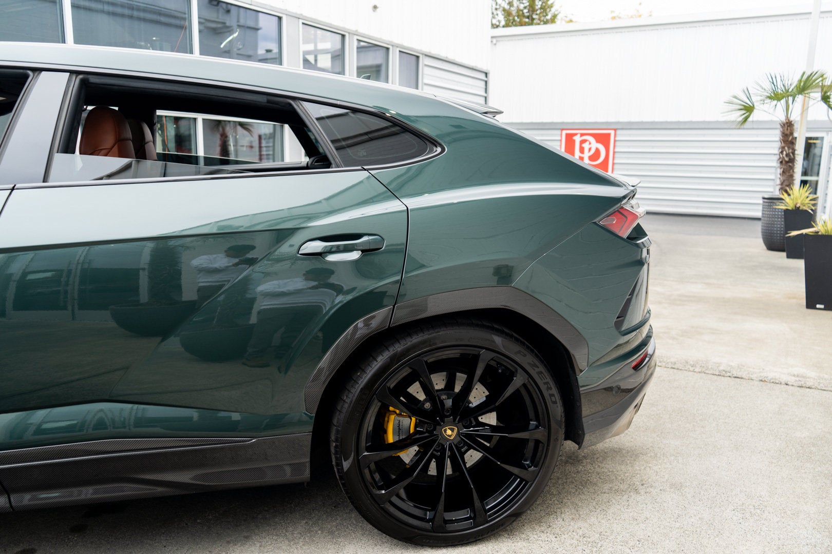 2022 Lamborghini Urus AWD