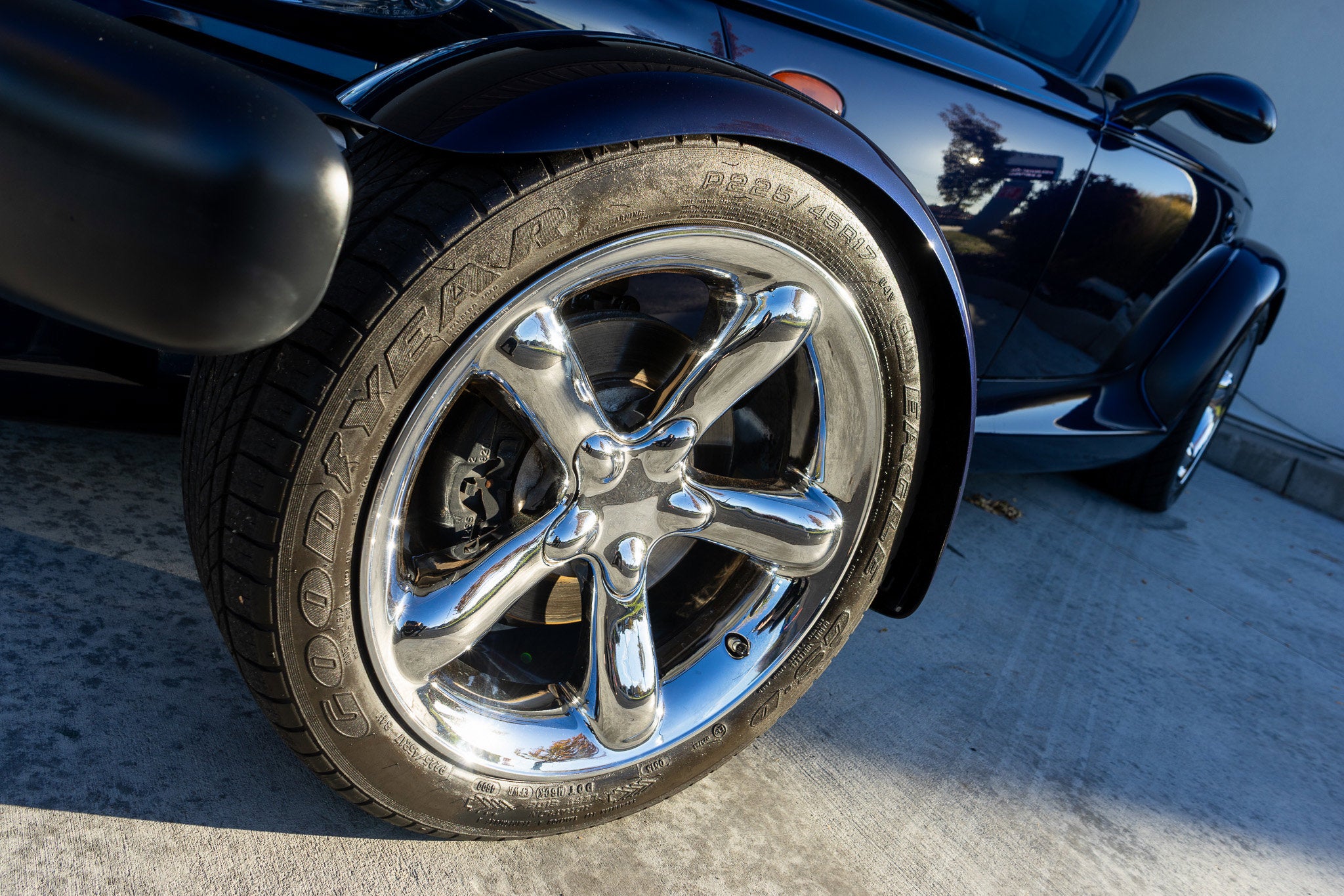 2001 Plymouth Prowler 2dr Roadster