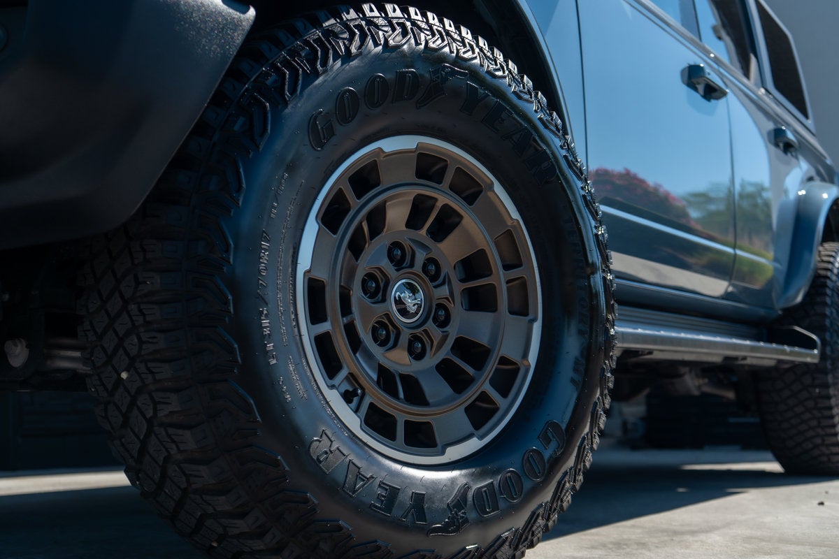 2025 Ford Bronco Outer Banks