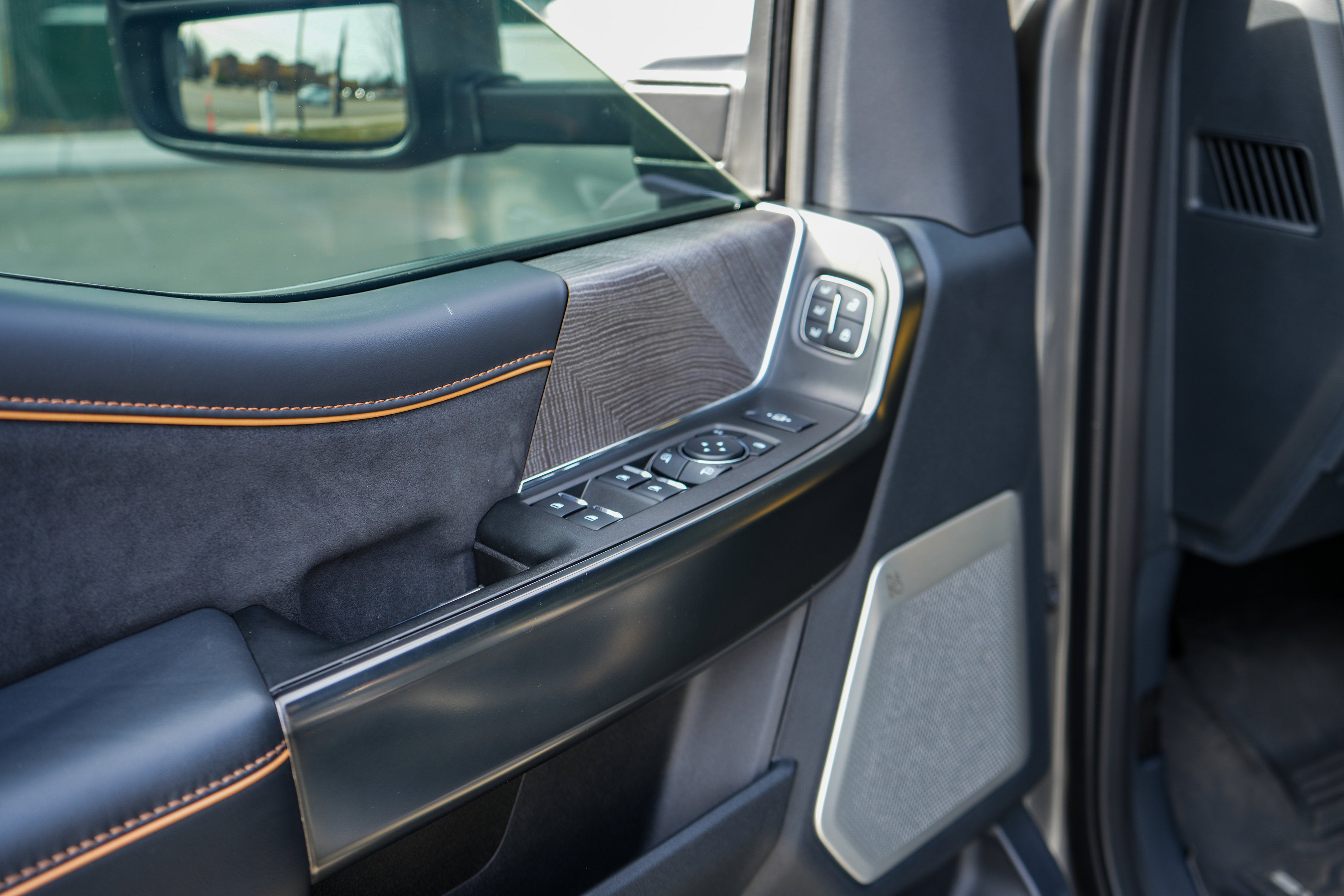 2024 Ford Super Duty F-250 SRW Platinum