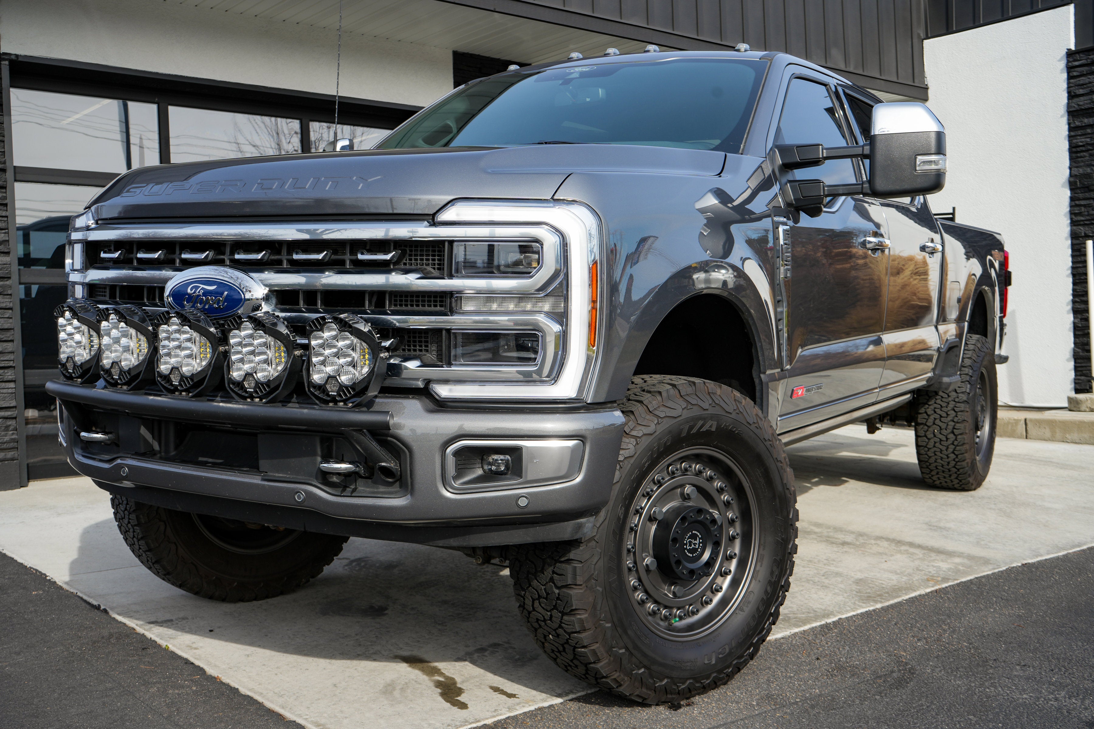 2024 Ford Super Duty F-250 SRW Platinum