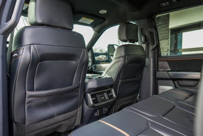 2024 Ford Super Duty F-250 SRW Platinum