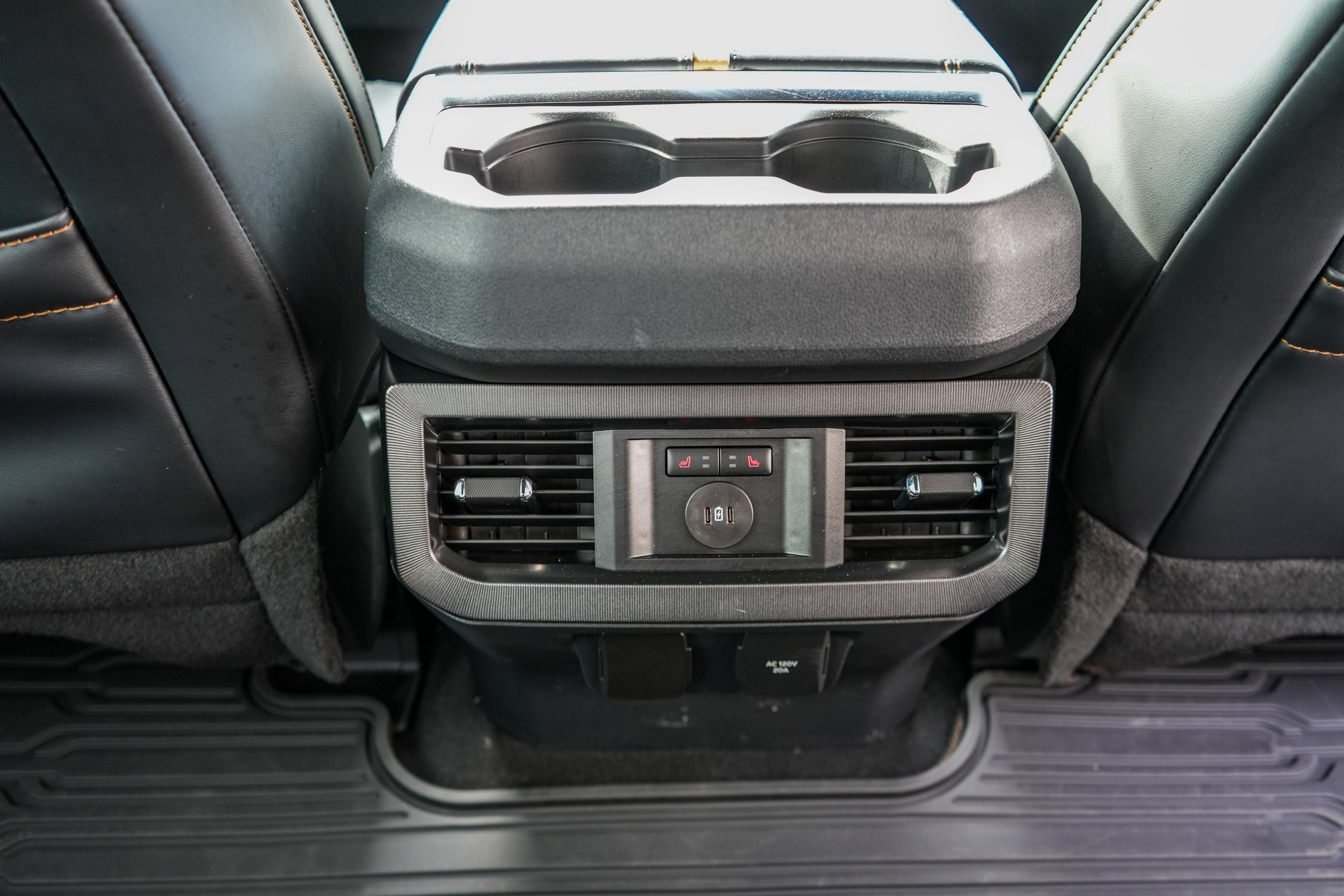 2024 Ford Super Duty F-250 SRW Platinum