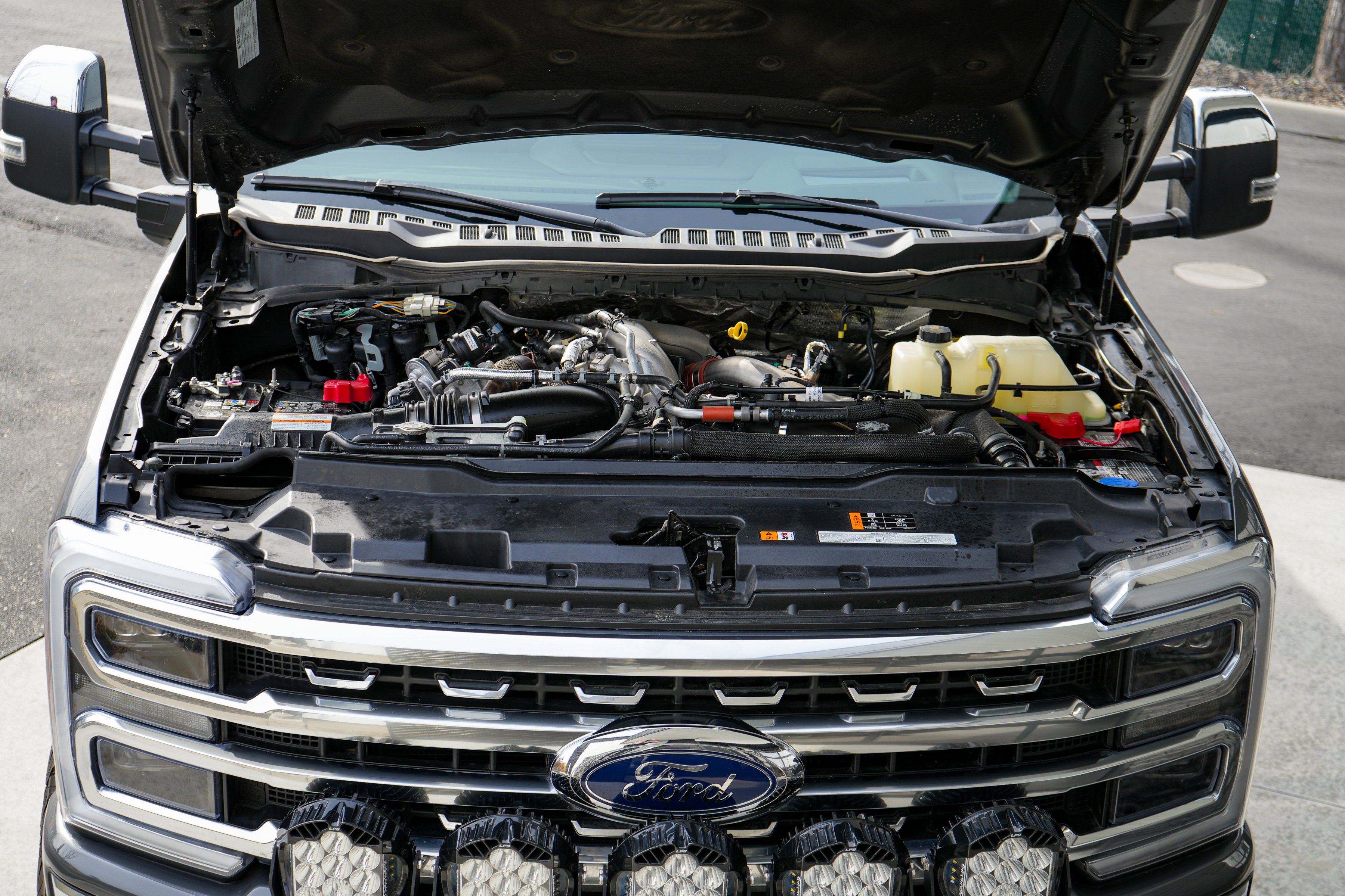 2024 Ford Super Duty F-250 SRW Platinum