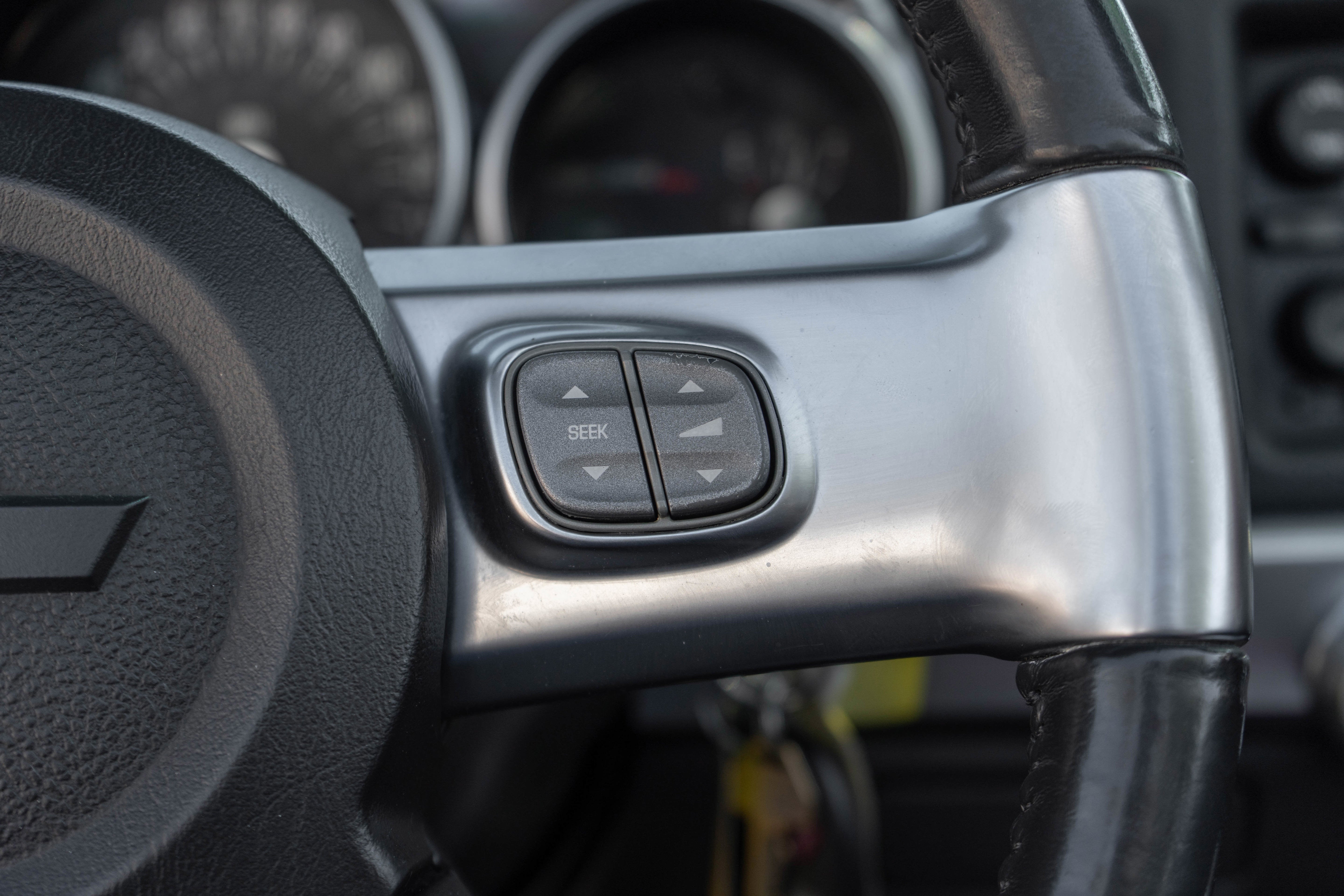 2005 Chevrolet SSR LS