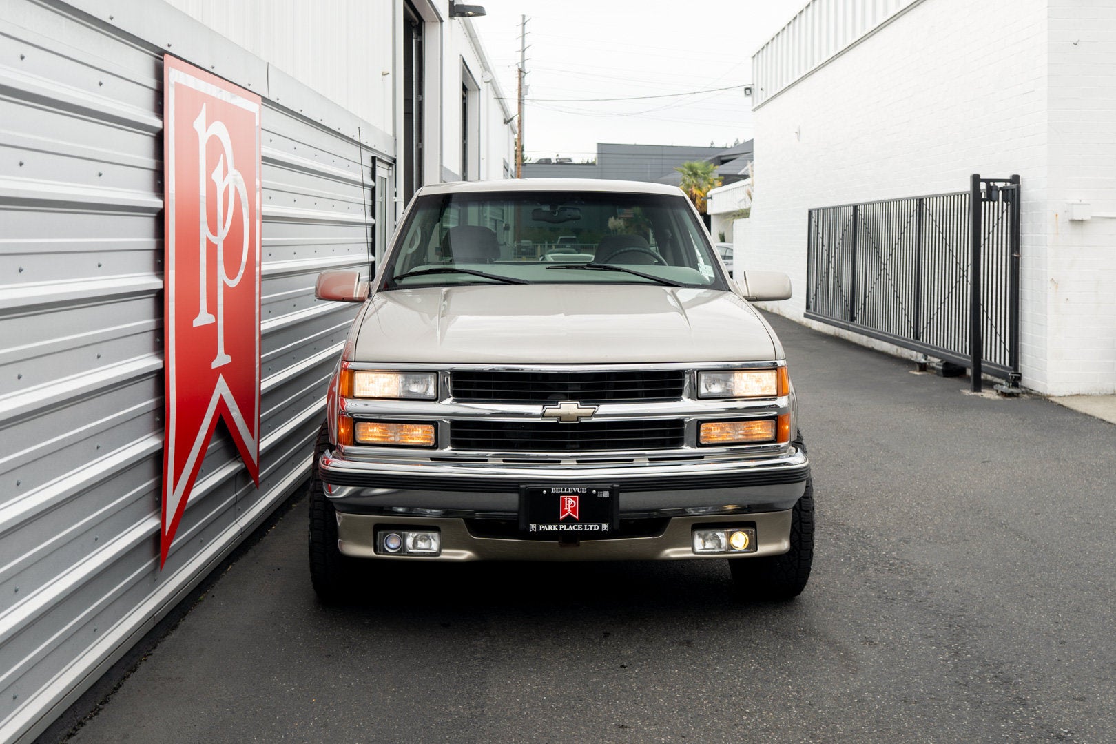 1998 Chevrolet C/K 2500 HD Ext Cab 141.5" WB 4WD C6P