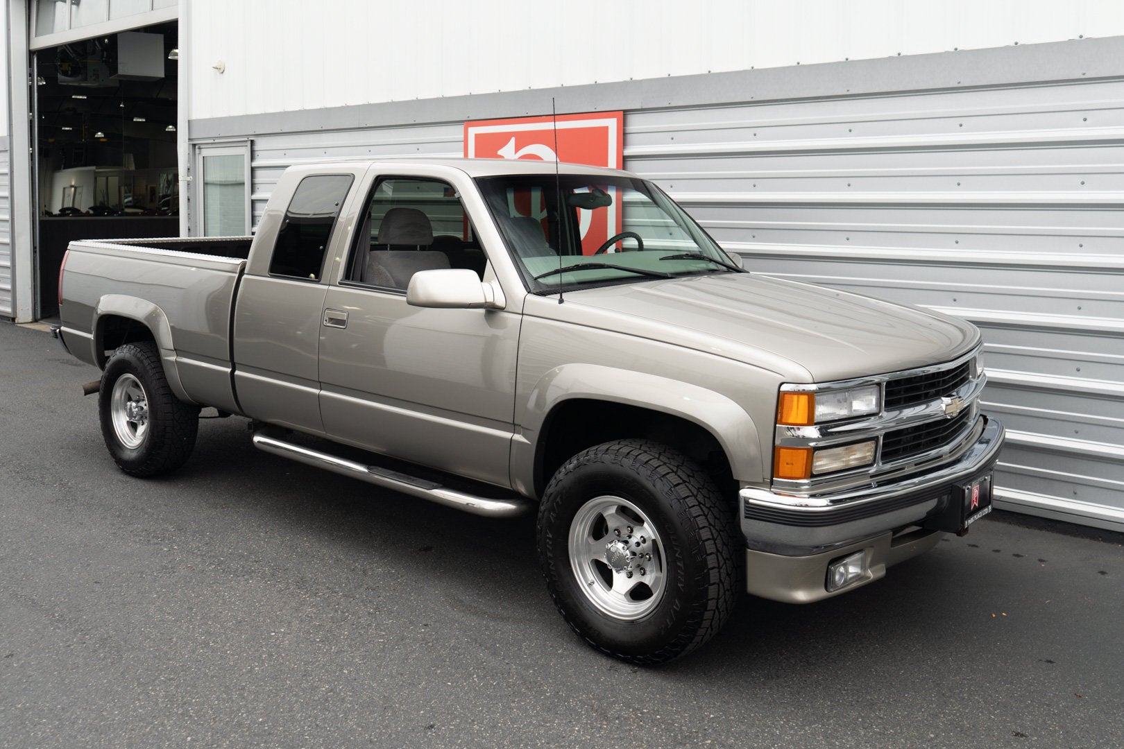 1998 Chevrolet C/K 2500 HD Ext Cab 141.5" WB 4WD C6P