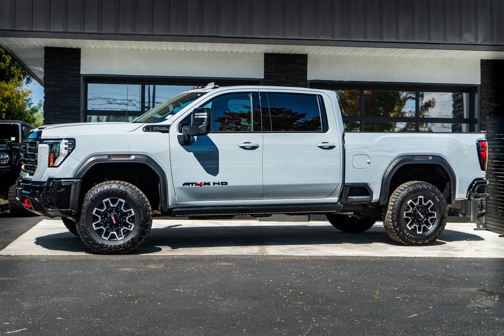 2025 GMC Sierra 2500HD AT4X