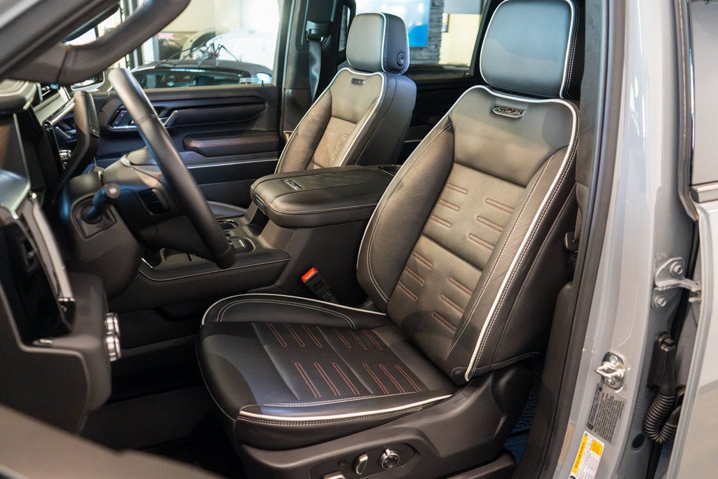 2025 GMC Sierra 2500HD AT4X