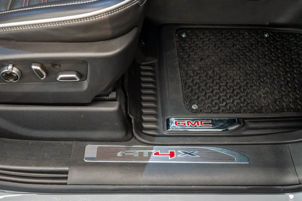2025 GMC Sierra 2500HD AT4X
