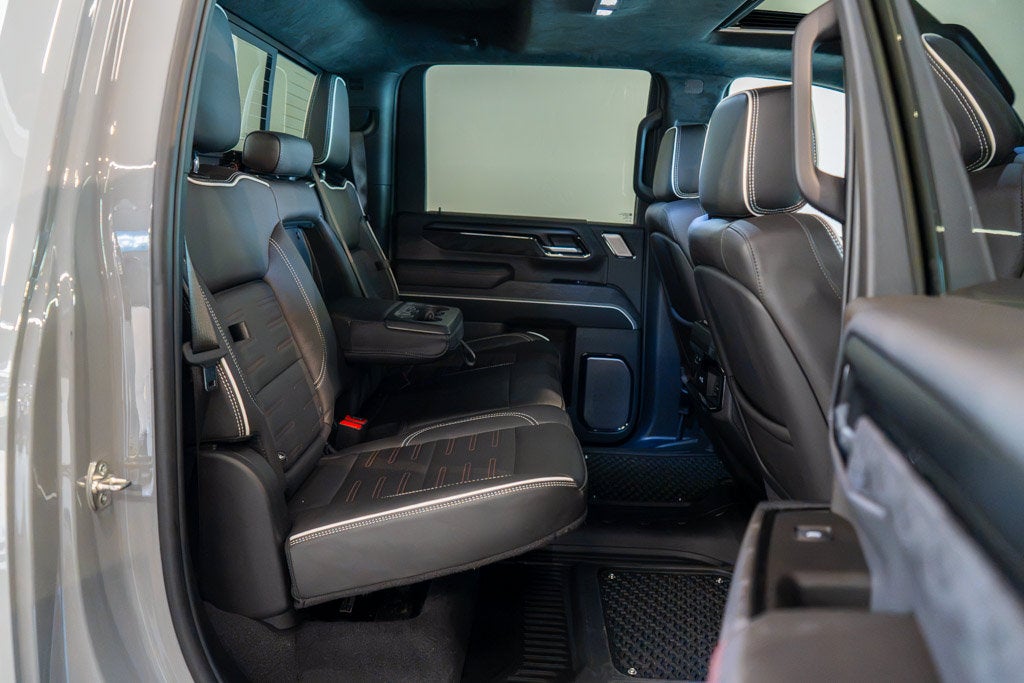 2025 GMC Sierra 2500HD AT4X