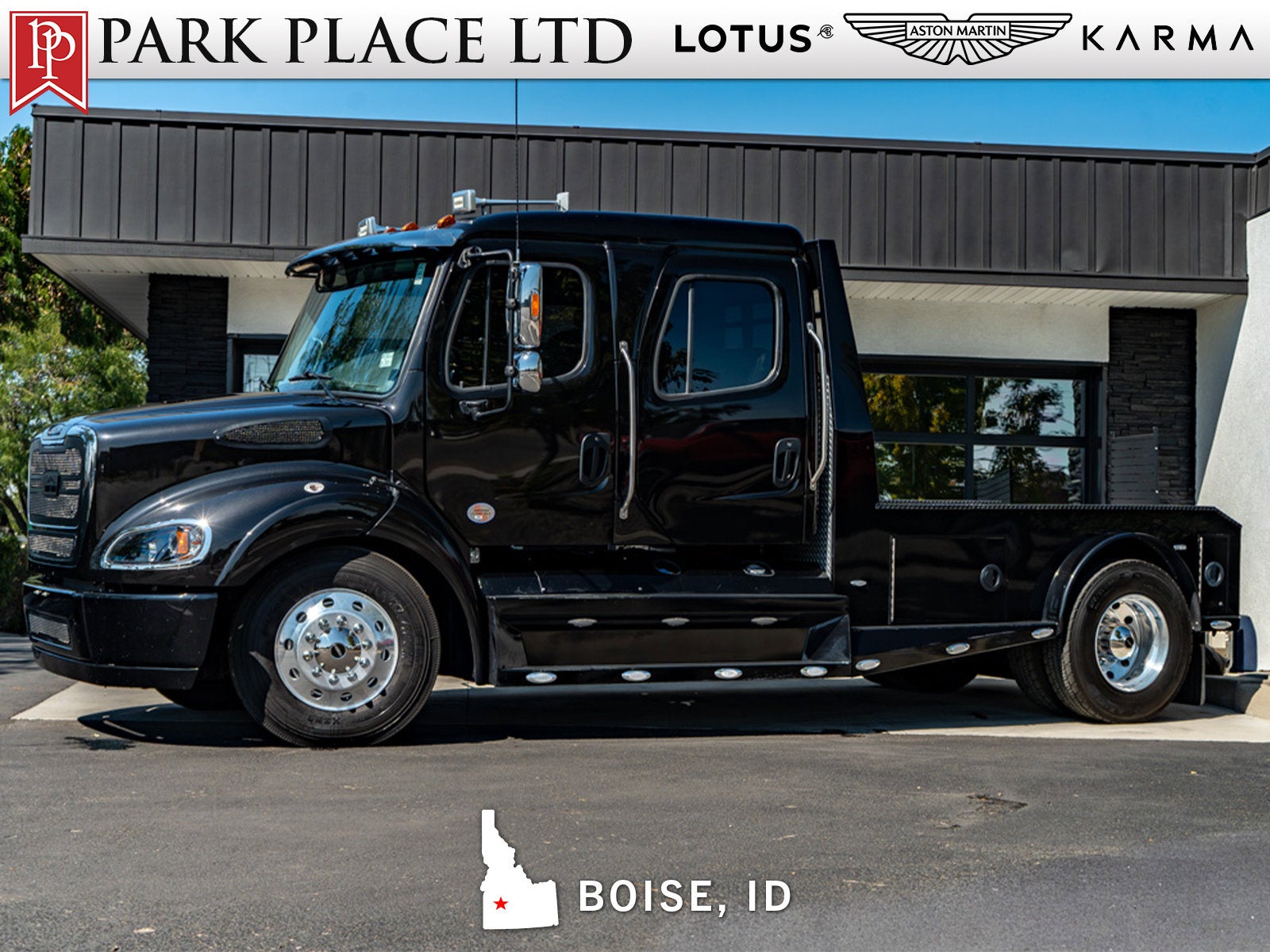 2022 Freightliner M2-112 Summit Hauler