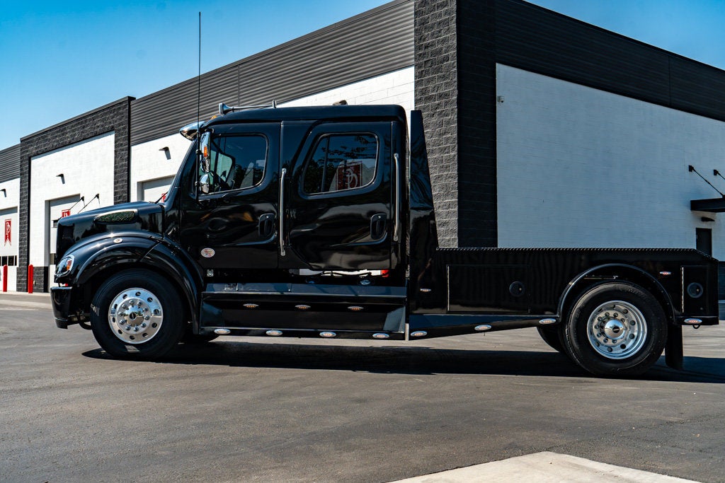 2022 Freightliner M2-112 Summit Hauler