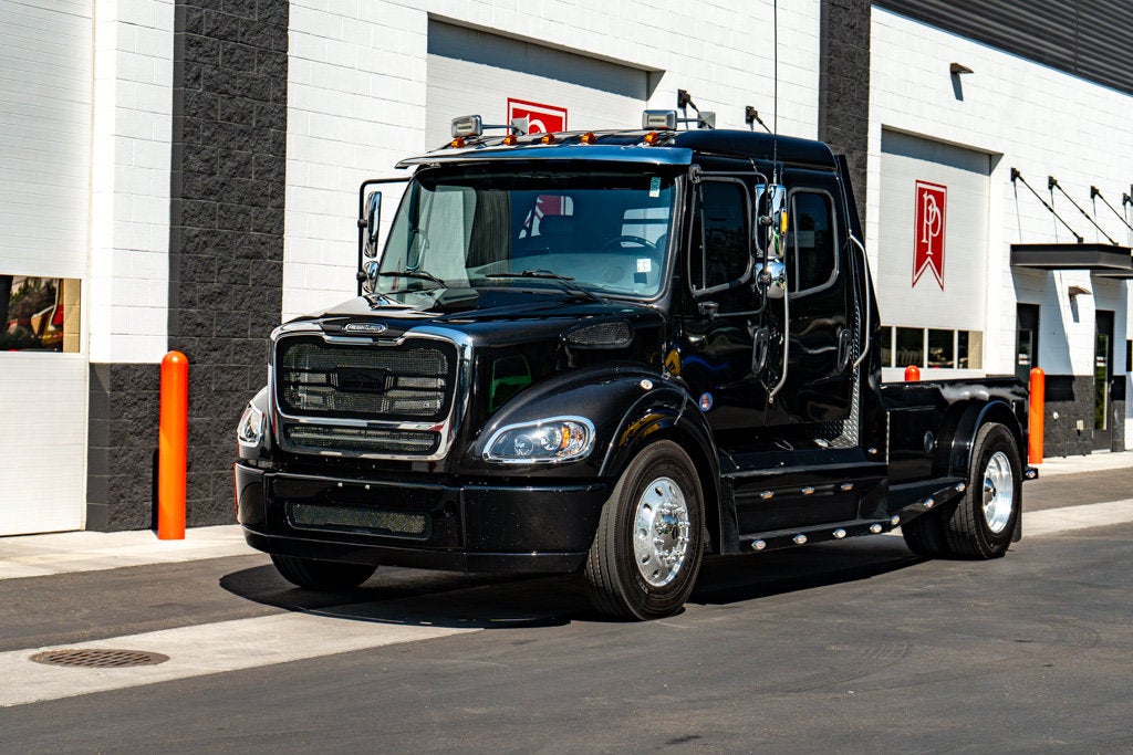 2022 Freightliner M2-112 Summit Hauler