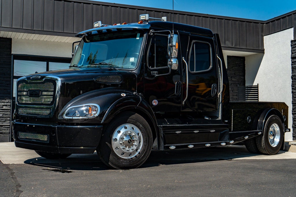 2022 Freightliner M2-112 Summit Hauler