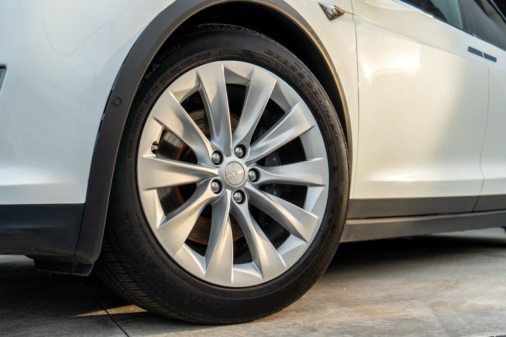 2017 Tesla Model X 75D