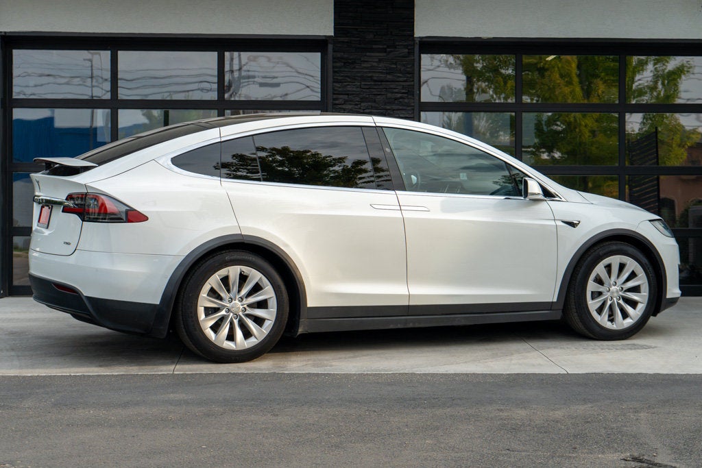 2017 Tesla Model X 75D