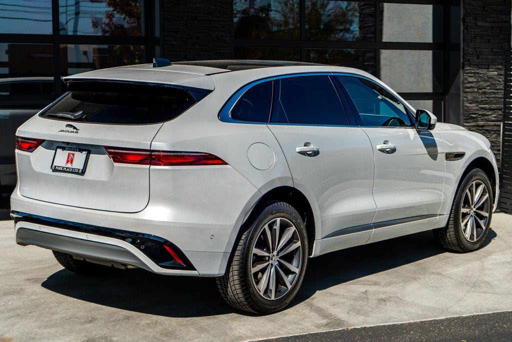 2025 Jaguar F-PACE R-Dynamic S