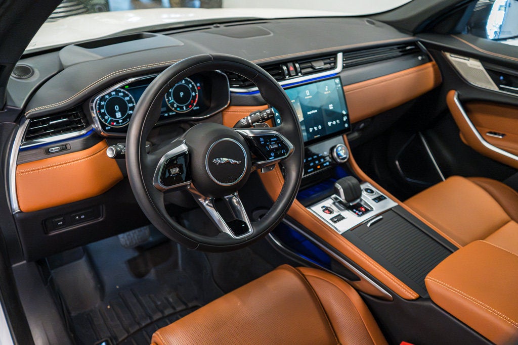 2025 Jaguar F-PACE R-Dynamic S
