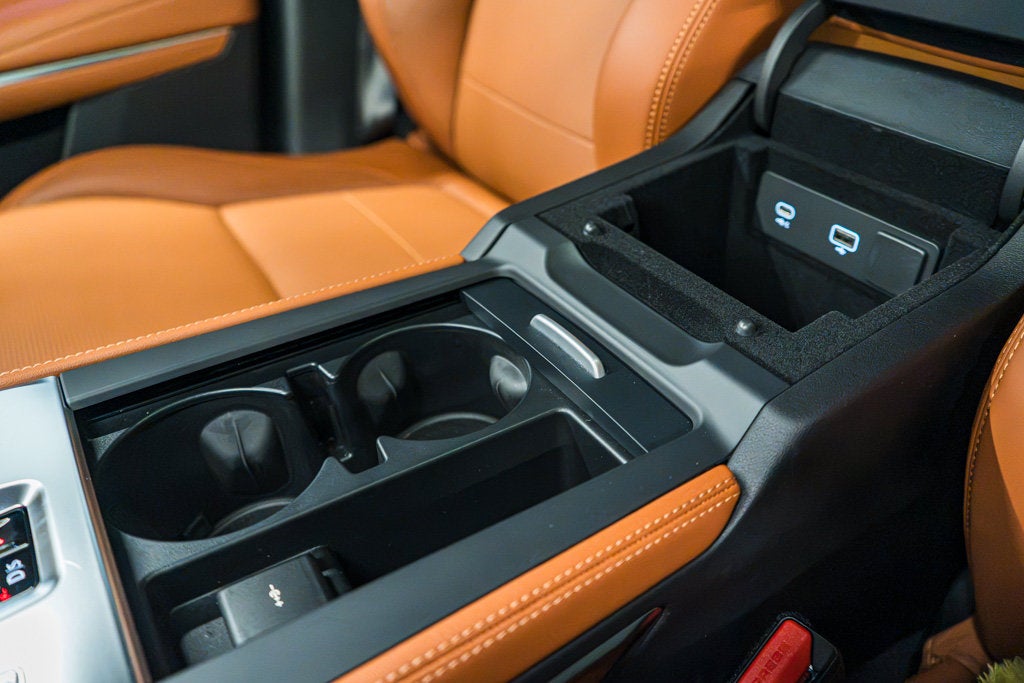 2025 Jaguar F-PACE R-Dynamic S