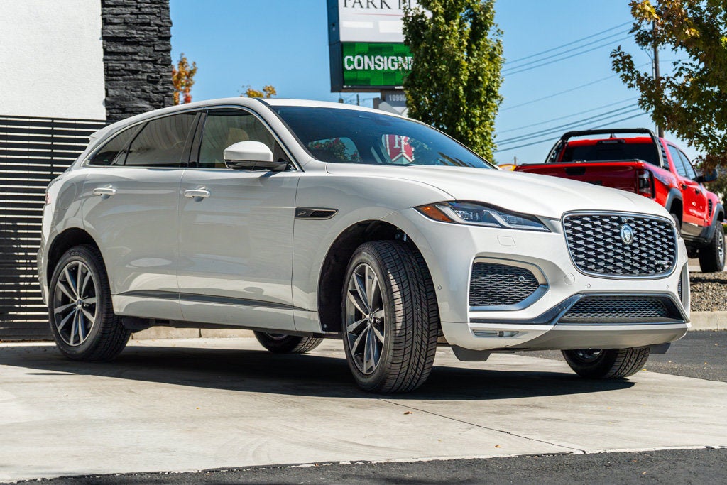 2025 Jaguar F-PACE R-Dynamic S