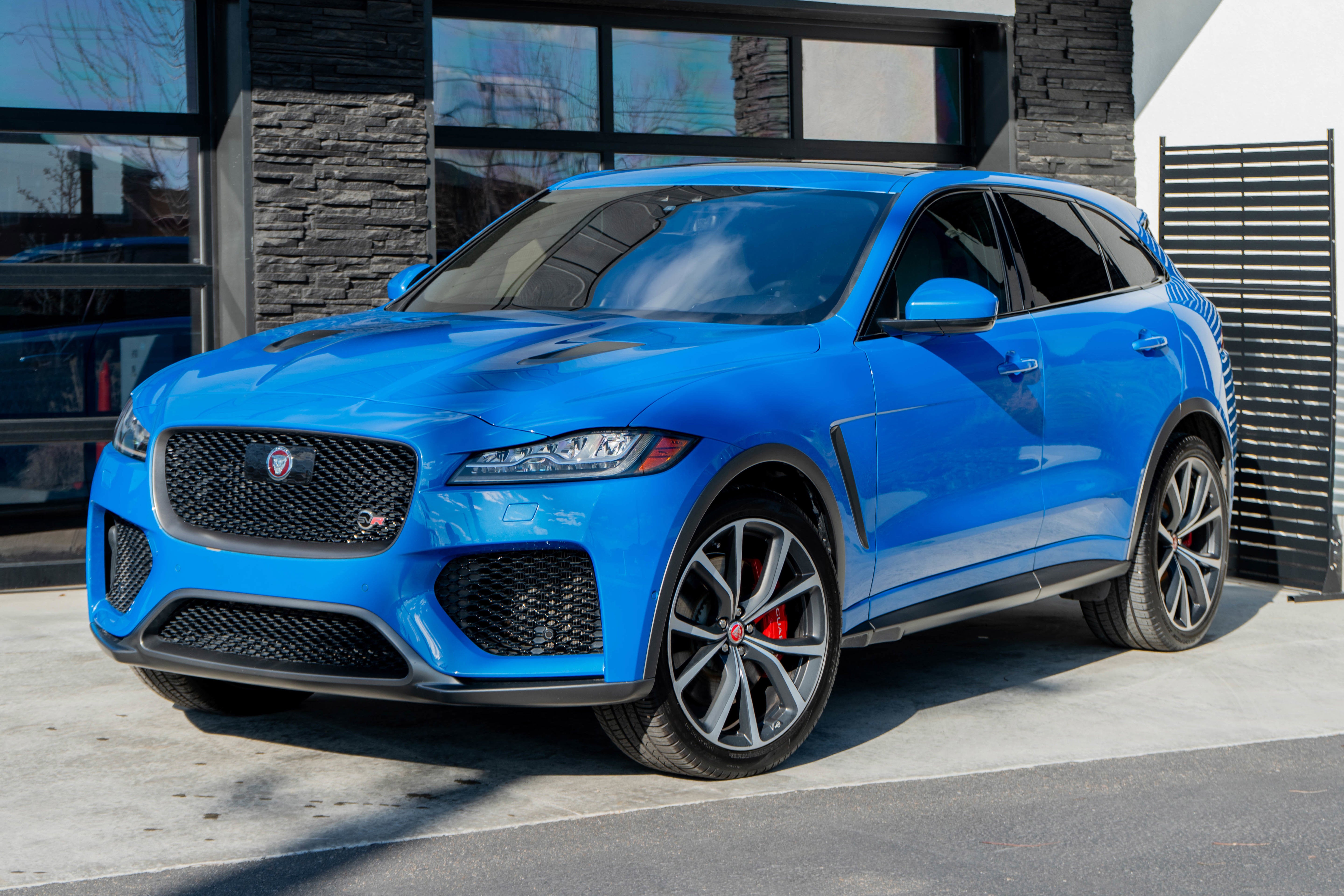2020 Jaguar F-PACE SVR
