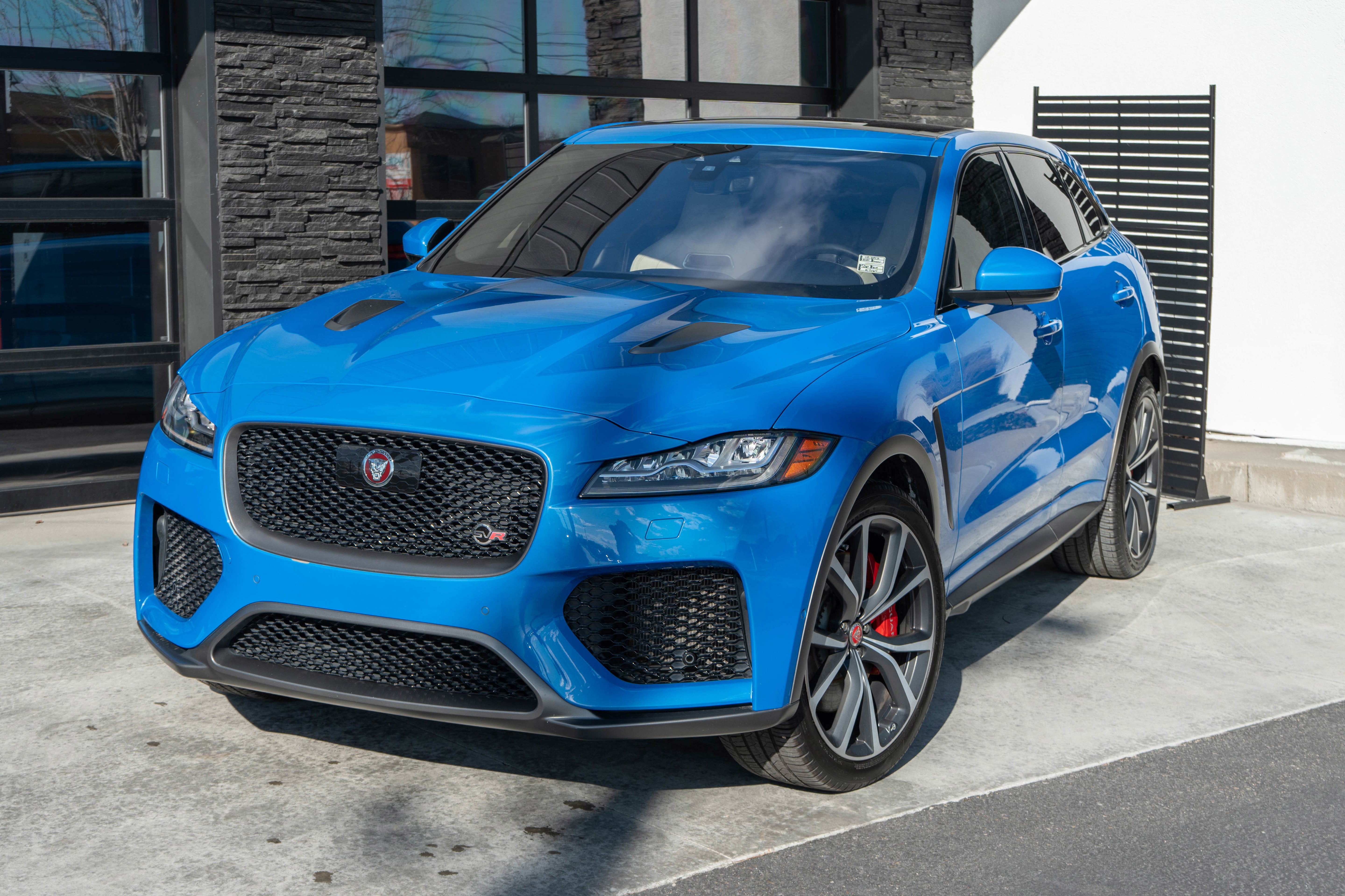 2020 Jaguar F-PACE SVR