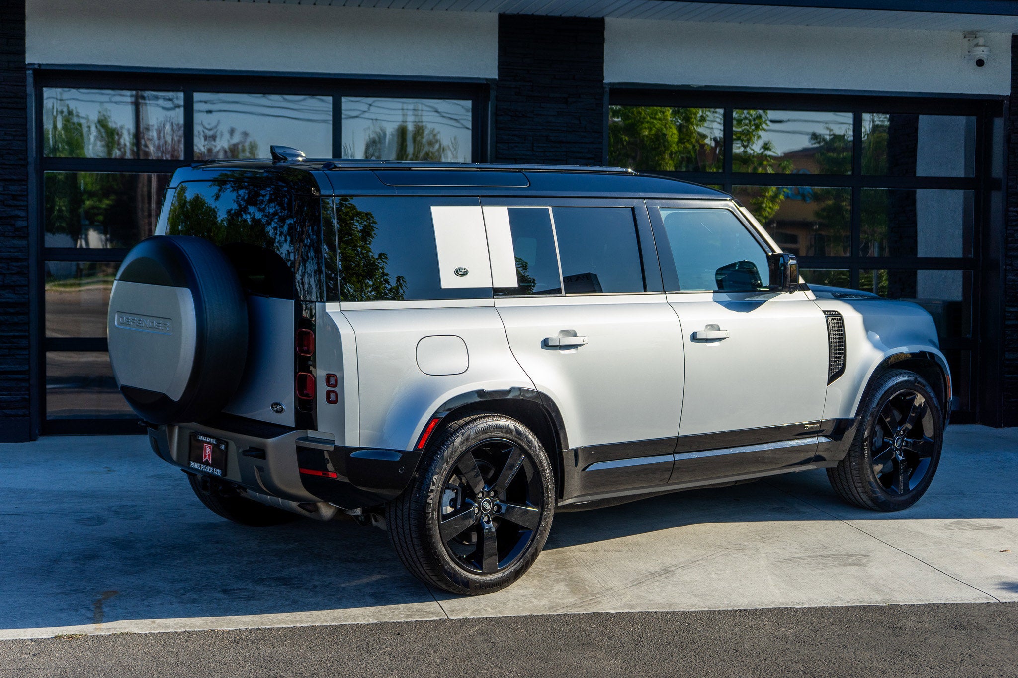 2021 Land Rover Defender X-Dynamic HSE