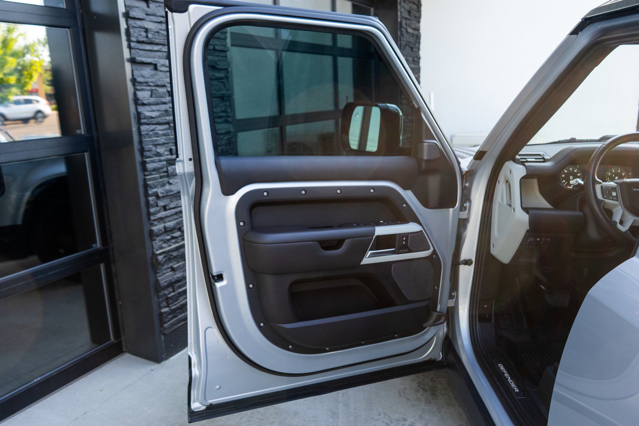 2021 Land Rover Defender X-Dynamic HSE