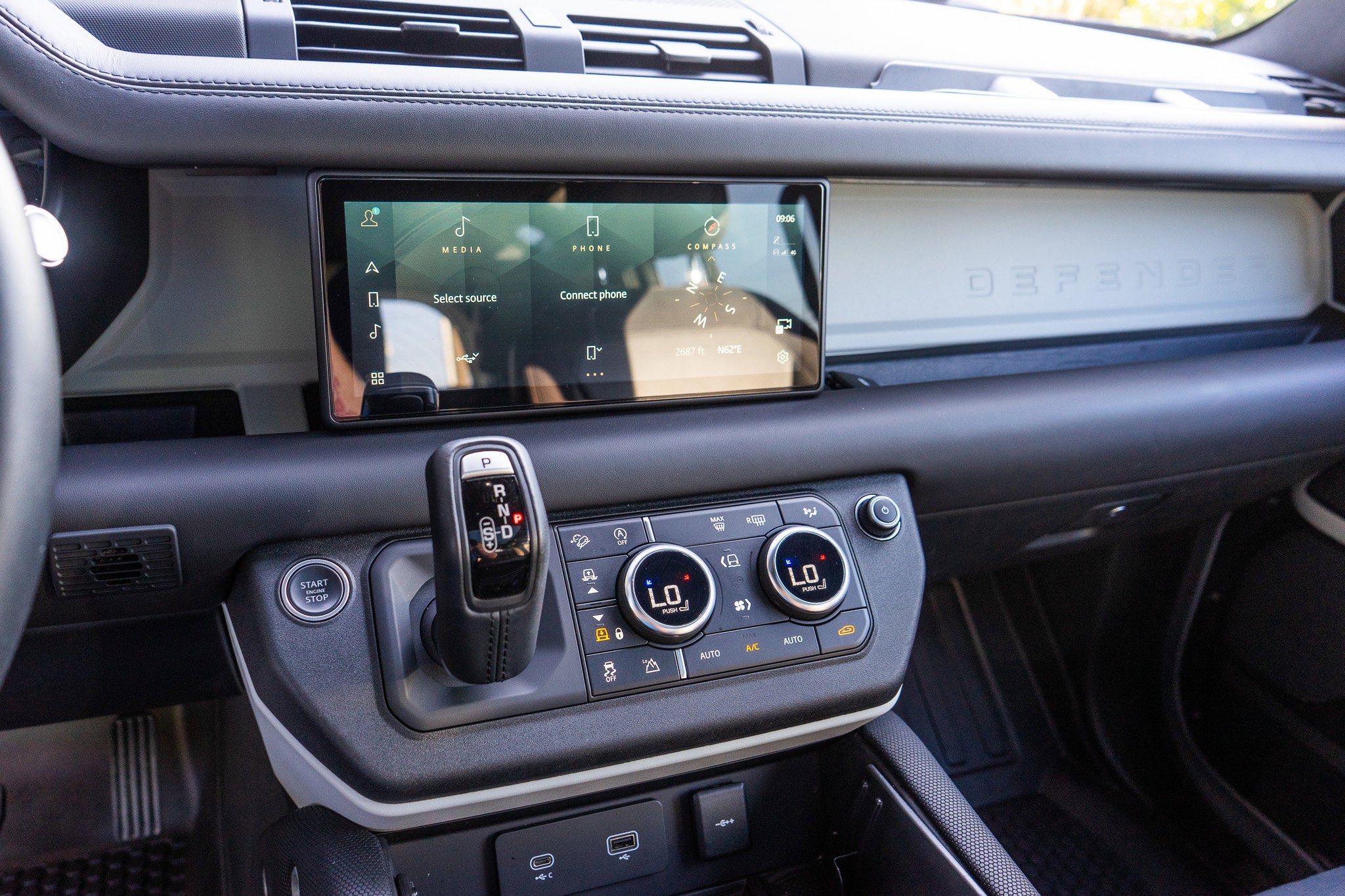 2021 Land Rover Defender X-Dynamic HSE