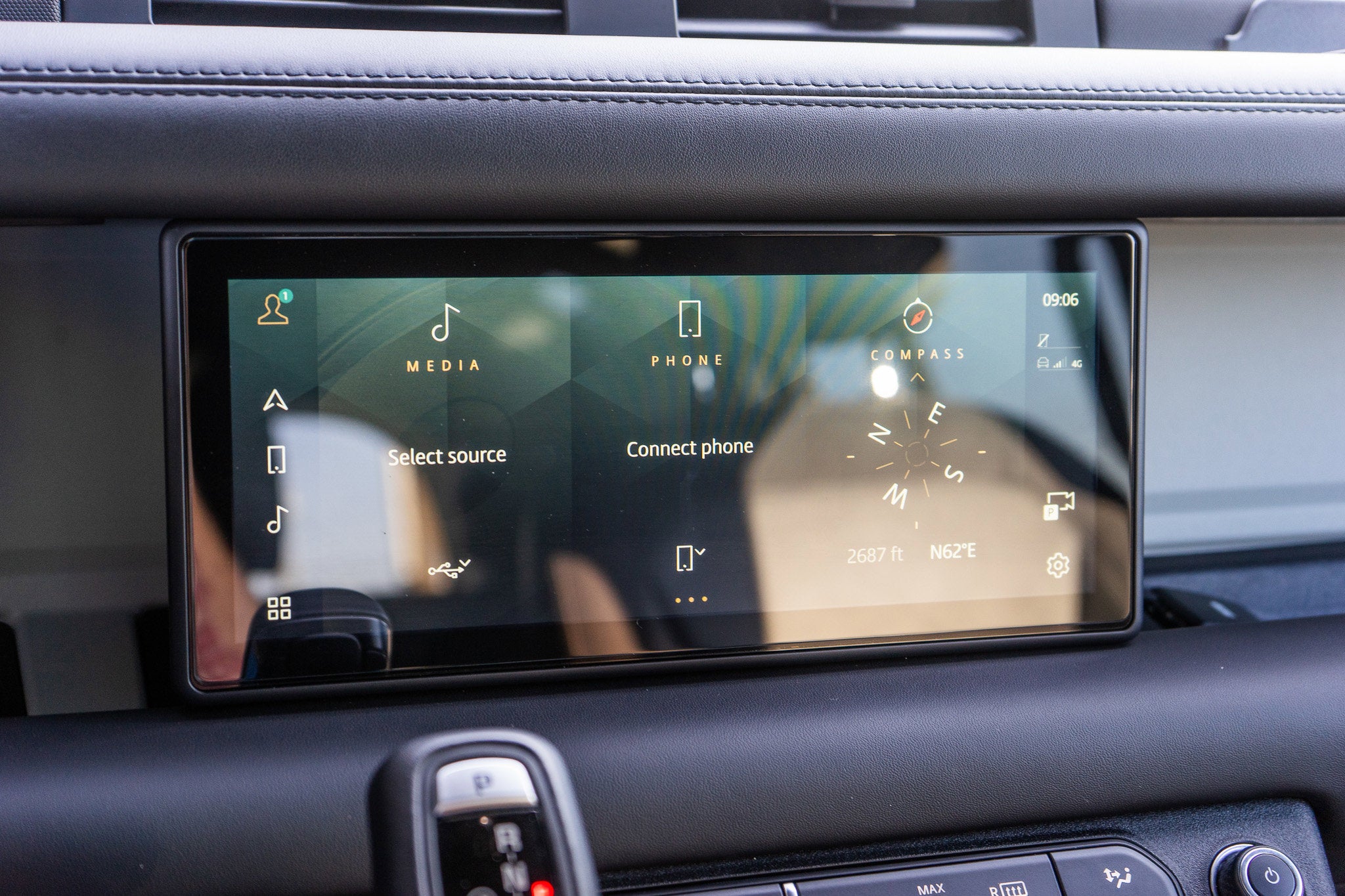 2021 Land Rover Defender X-Dynamic HSE