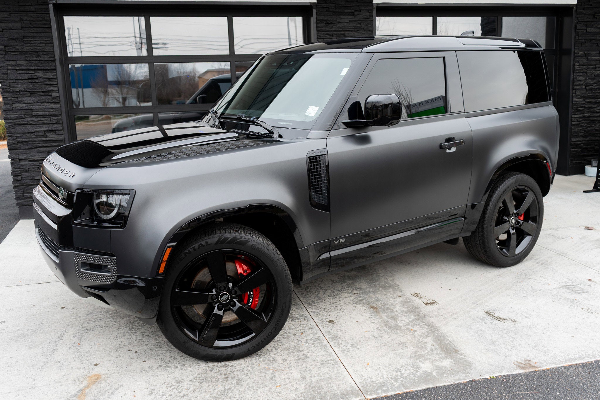 2023 Land Rover Defender Carpathian Edition