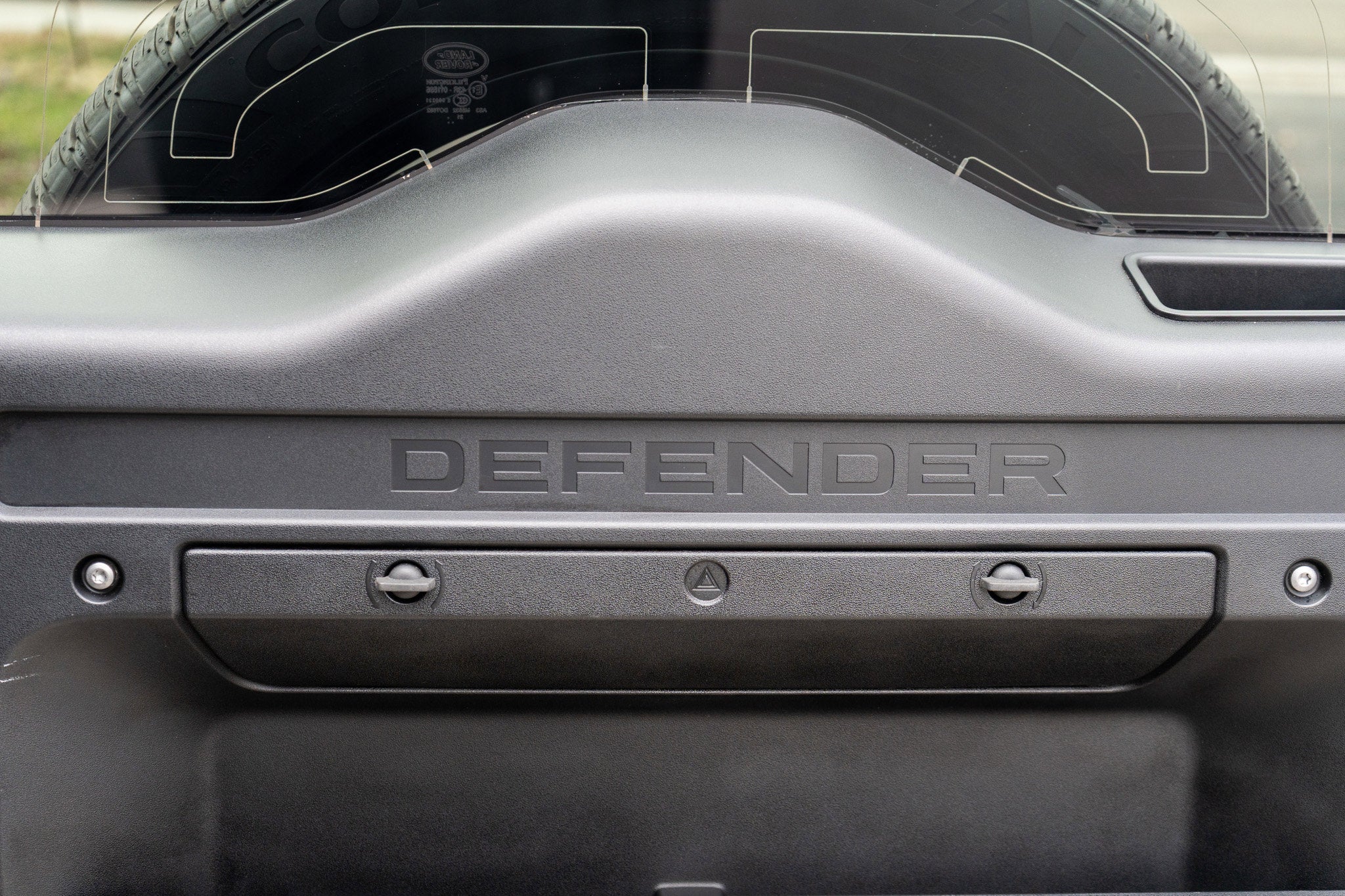 2023 Land Rover Defender Carpathian Edition