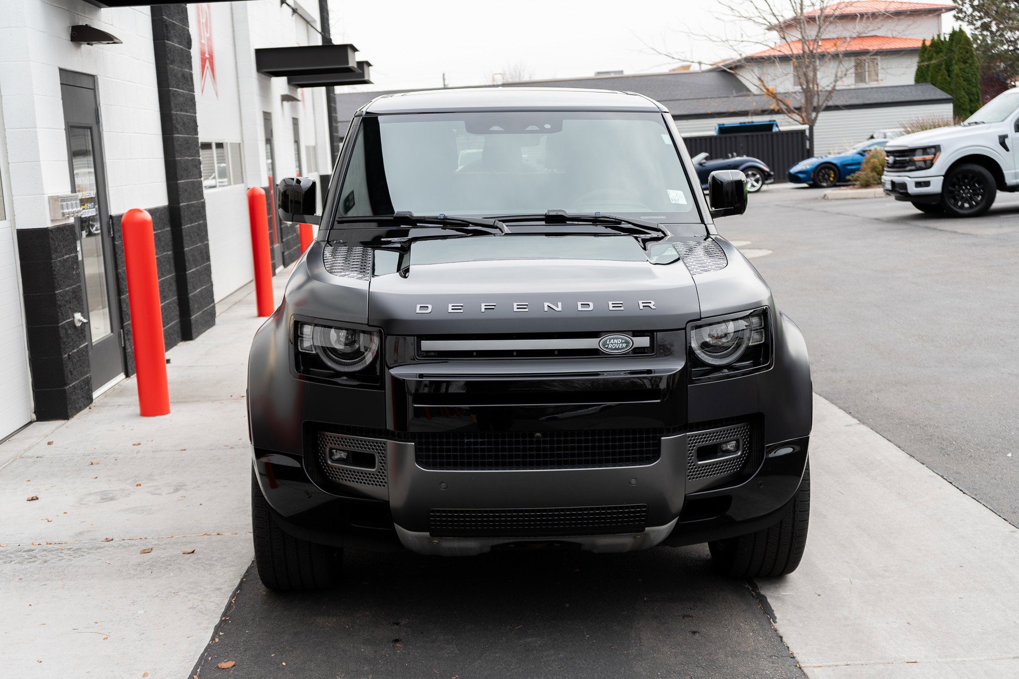 2023 Land Rover Defender Carpathian Edition