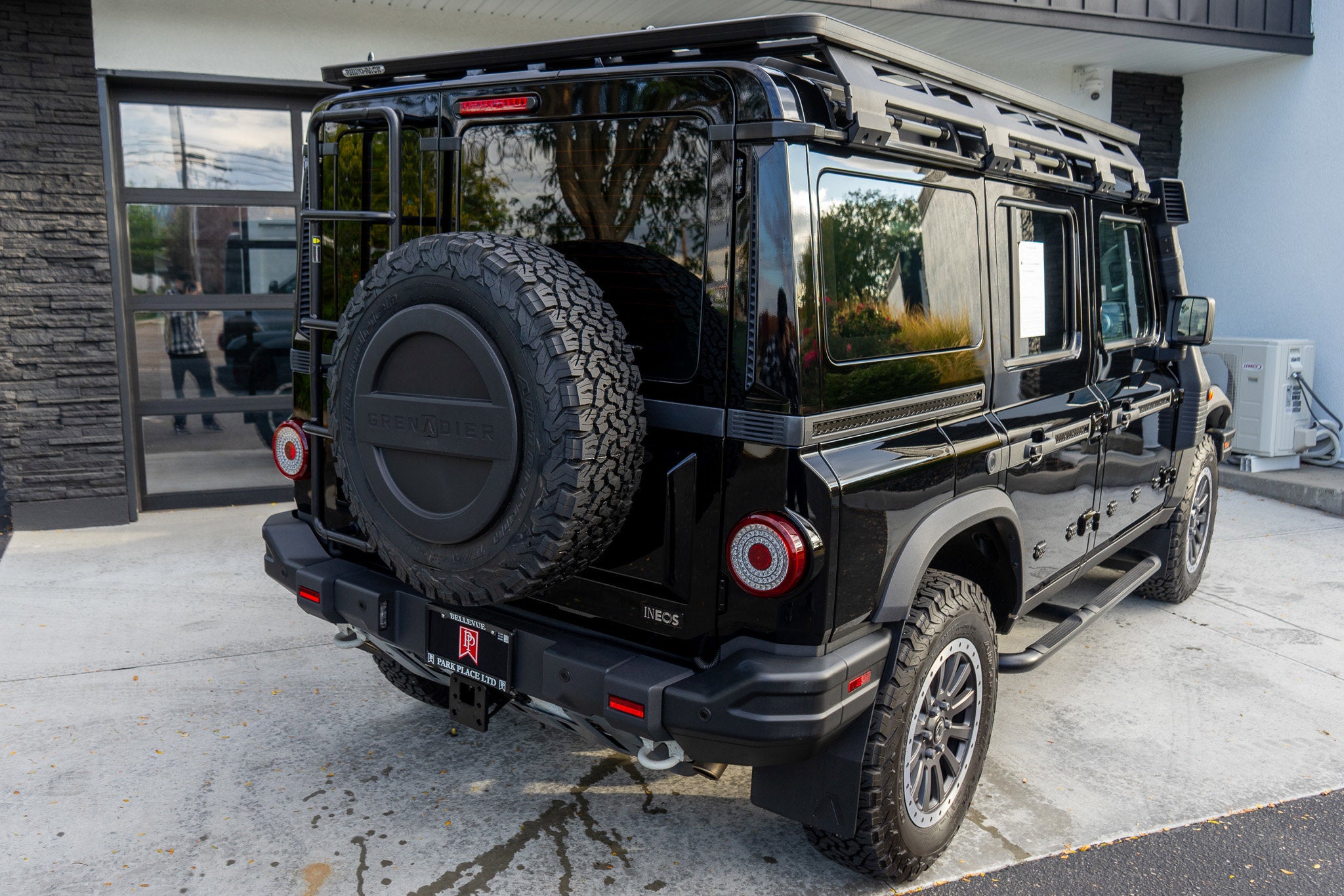 2024 INEOS Grenadier Station Wagon Fieldmaster Edition